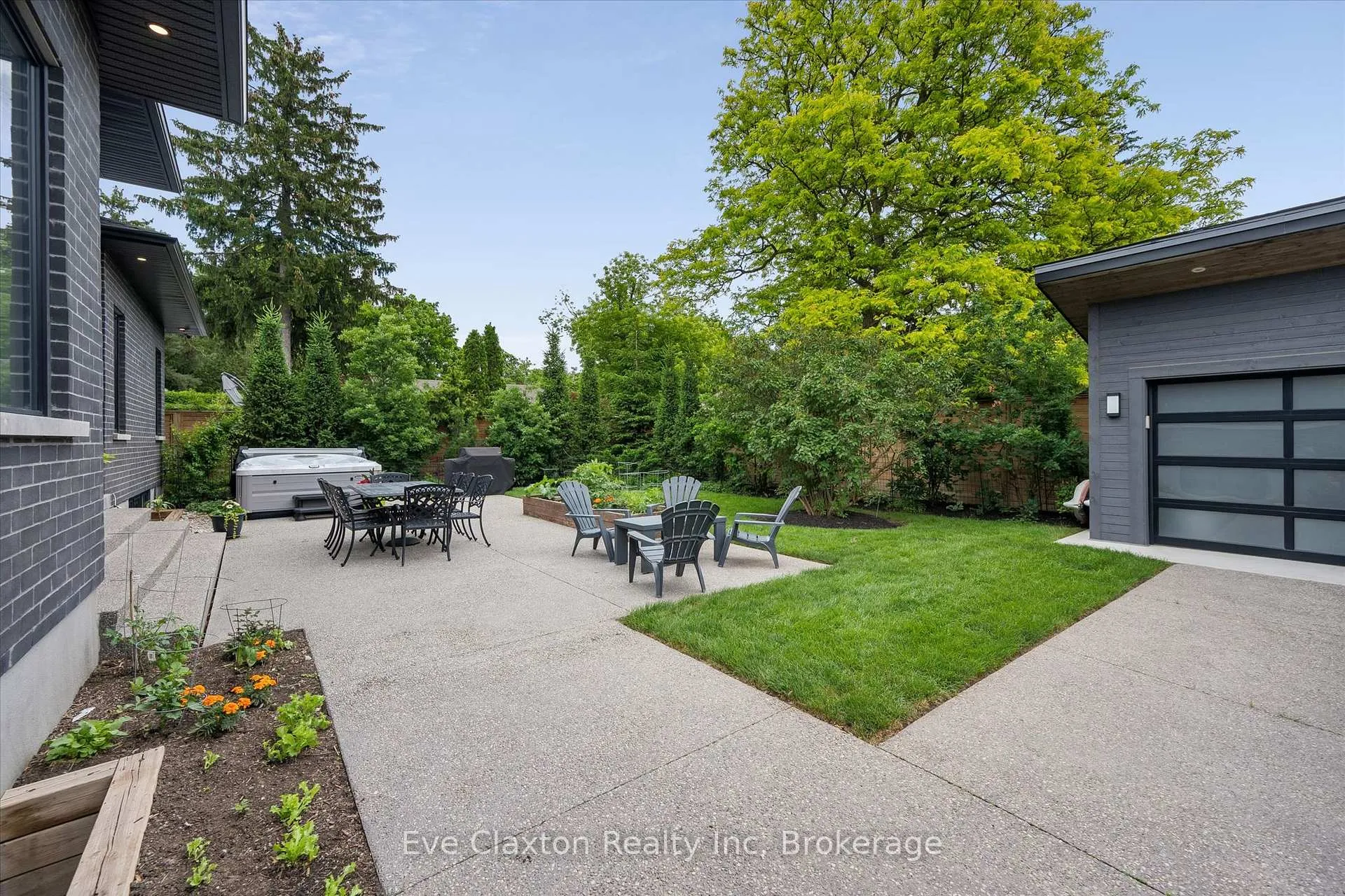 Photo 46 of 54 Forest Street, Guelph, Dovercliffe Park/Old University — HOMEH