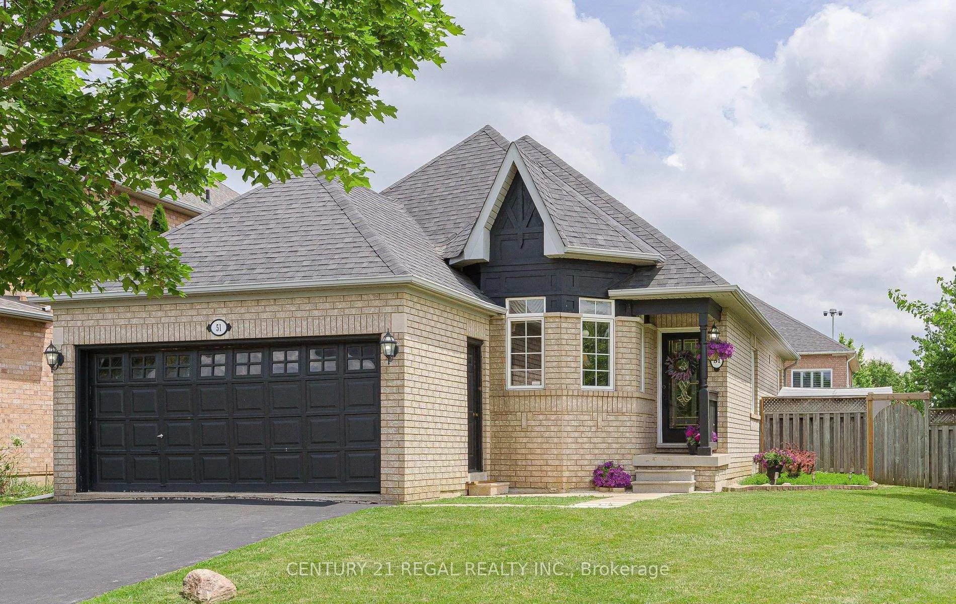 Photo 1 of 51 Royal Valley Drive, Caledon, Rural Caledon — HOMEH