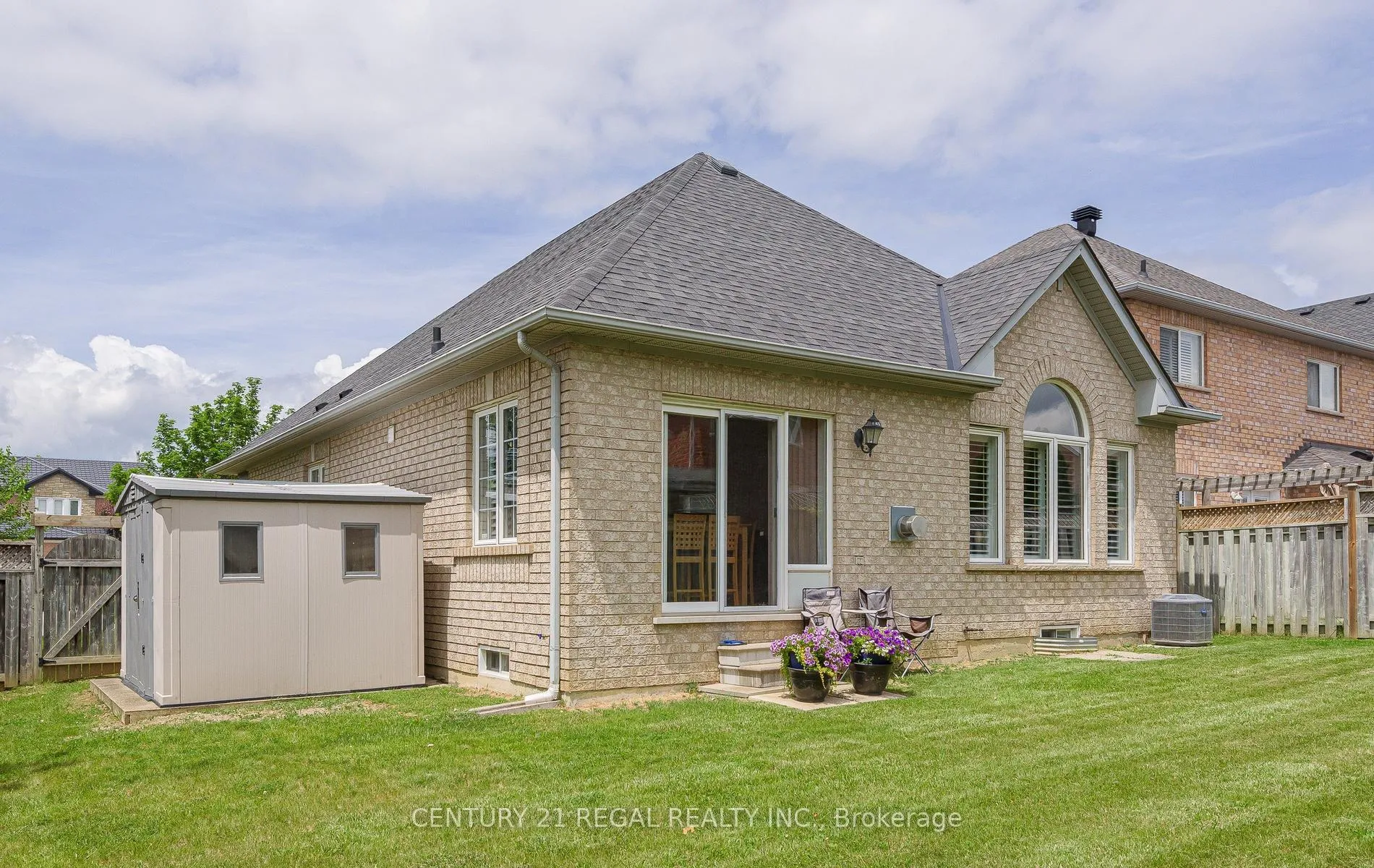Photo 4 of 51 Royal Valley Drive, Caledon, Rural Caledon — HOMEH