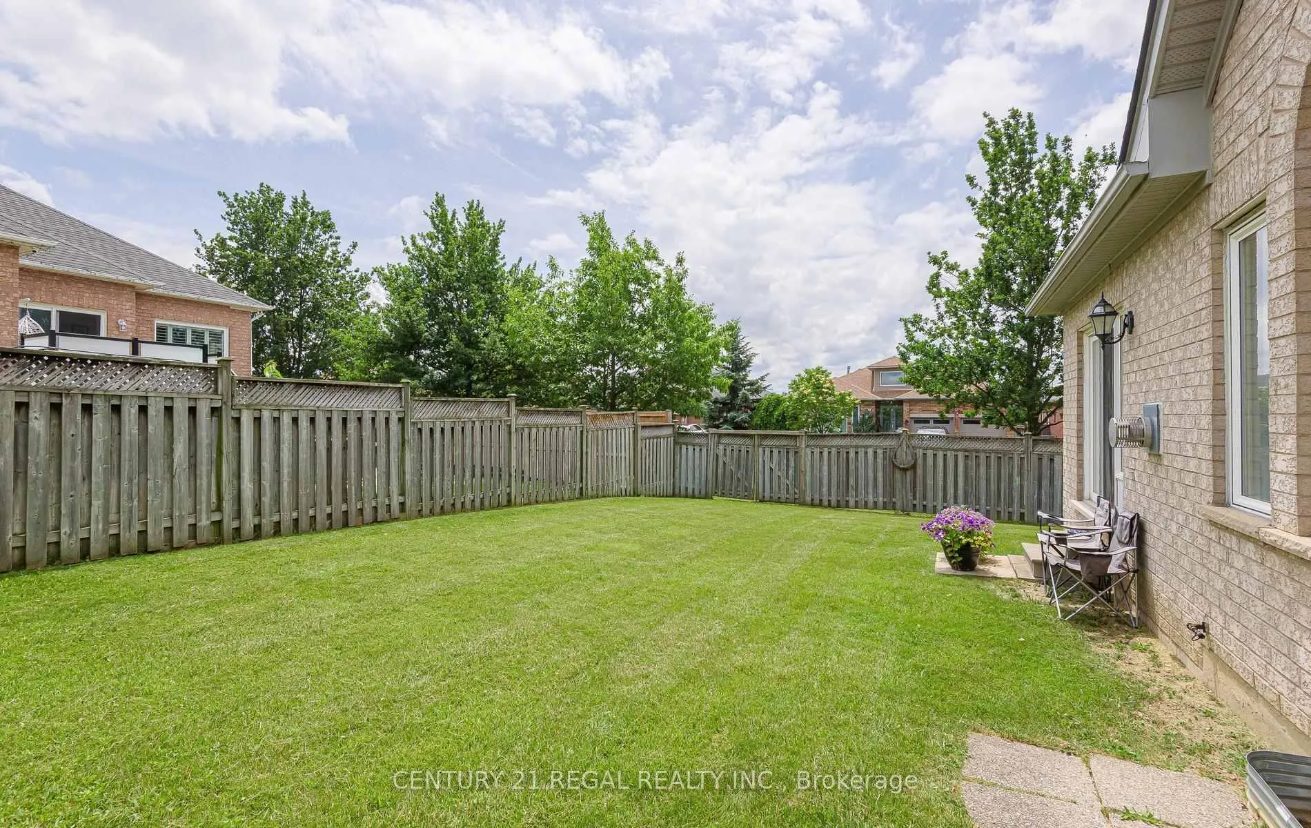 Photo 5 of 51 Royal Valley Drive, Caledon, Rural Caledon — HOMEH