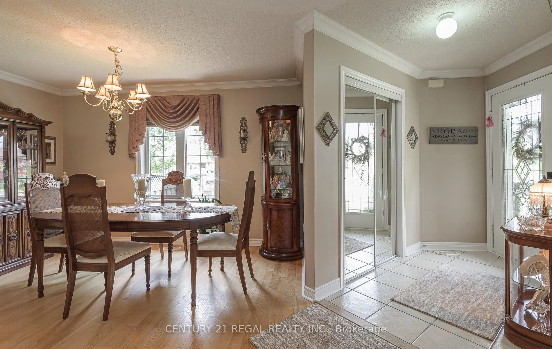Photo 9 of 51 Royal Valley Drive, Caledon, Rural Caledon — HOMEH