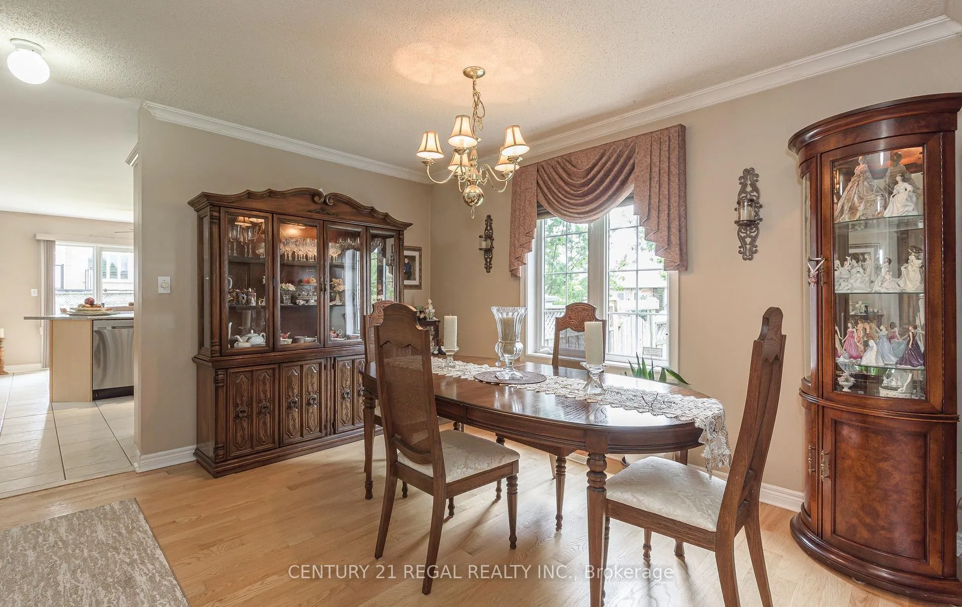 Photo 11 of 51 Royal Valley Drive, Caledon, Rural Caledon — HOMEH