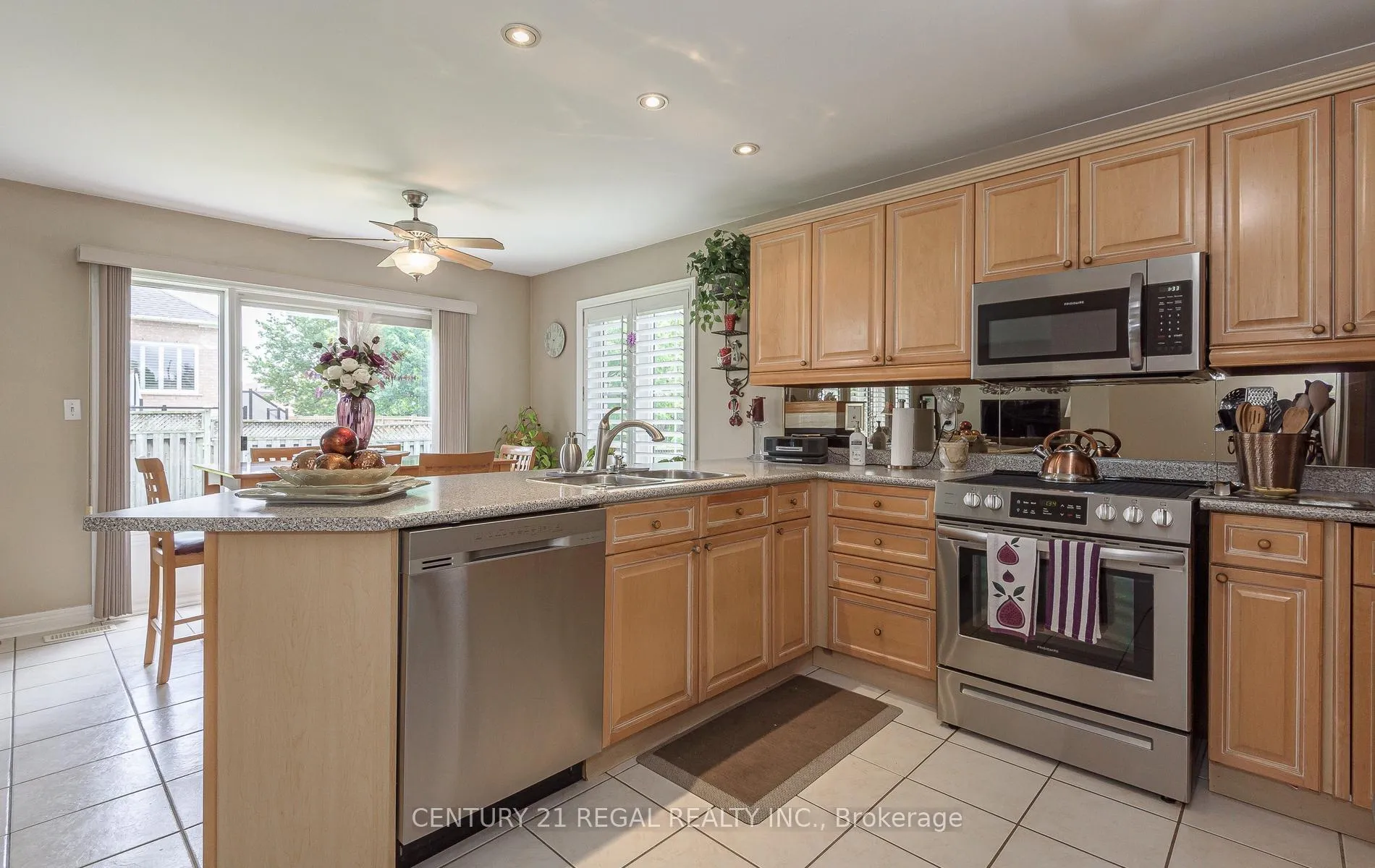 Photo 13 of 51 Royal Valley Drive, Caledon, Rural Caledon — HOMEH