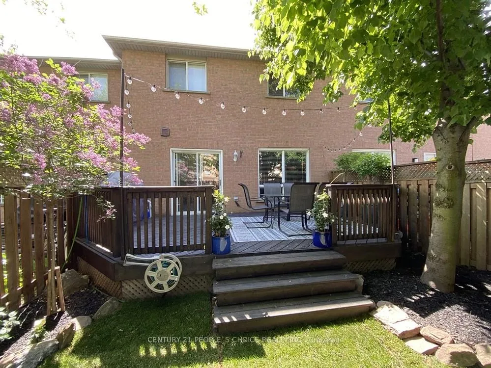 Photo 5 of 4486 Virtue Court, Burlington, Shoreacres — HOMEH