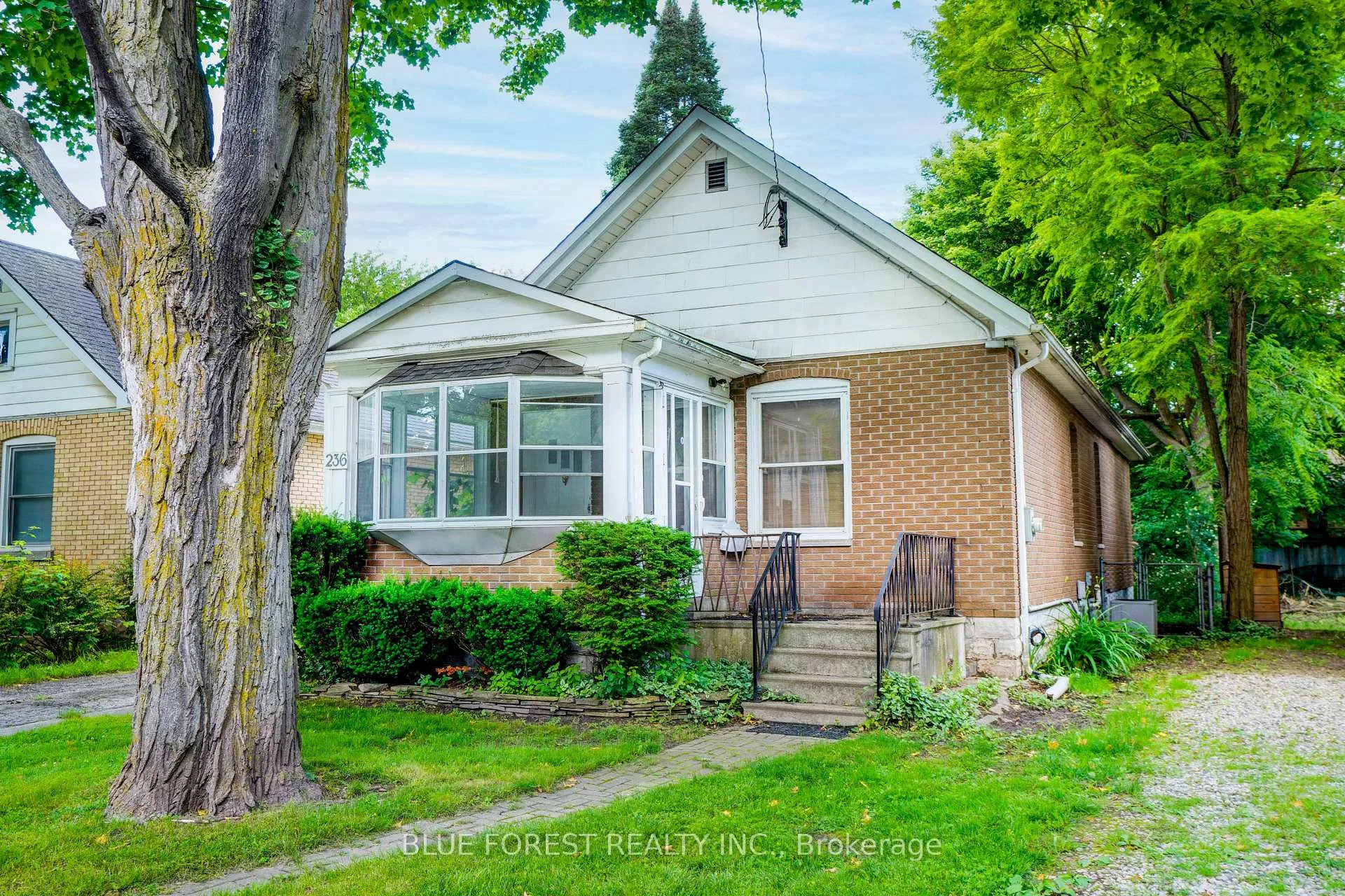 Photo 1 of 236 Bernard Avenue, London, East B — HOMEH