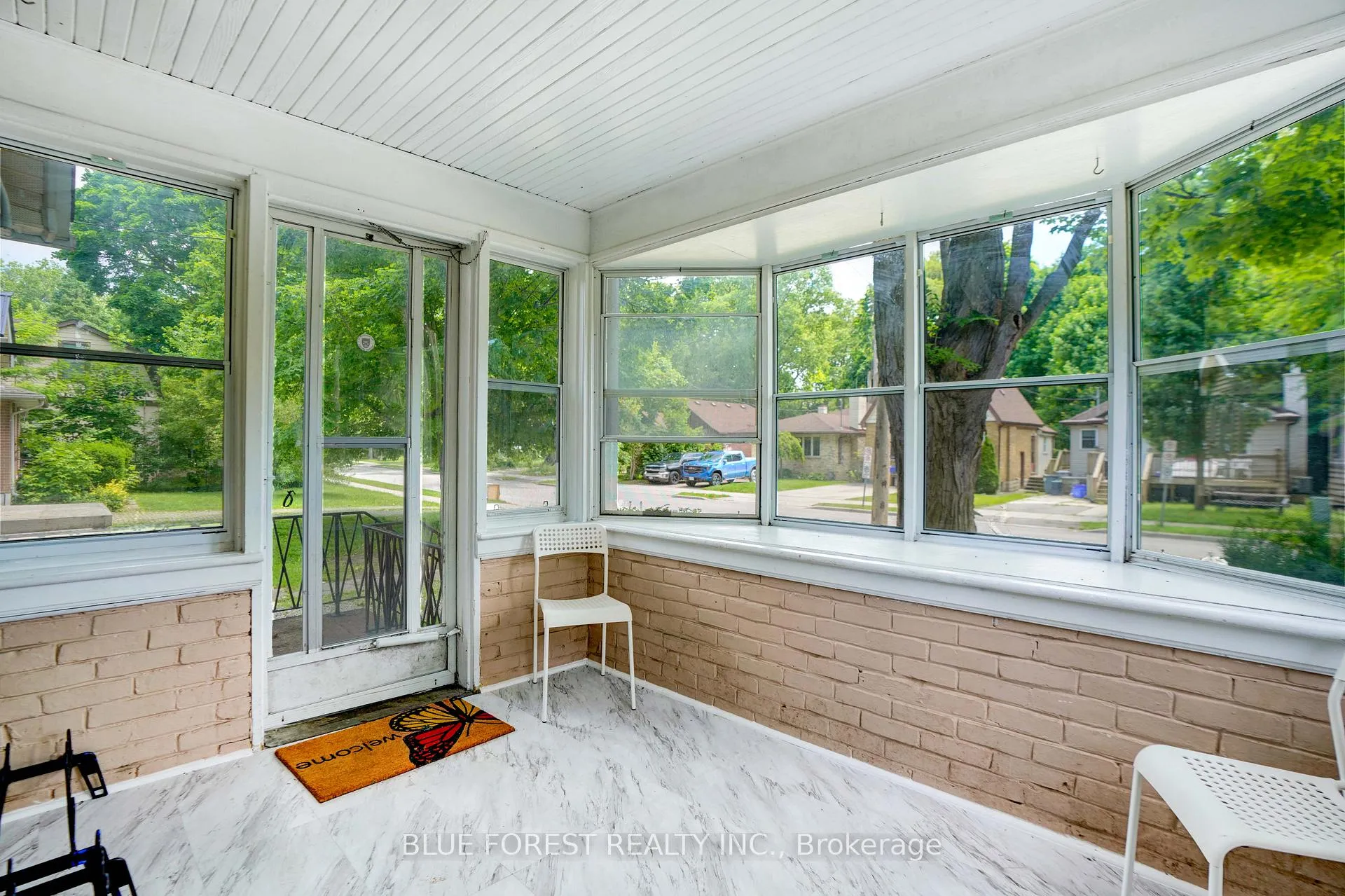 Photo 4 of 236 Bernard Avenue, London, East B — HOMEH