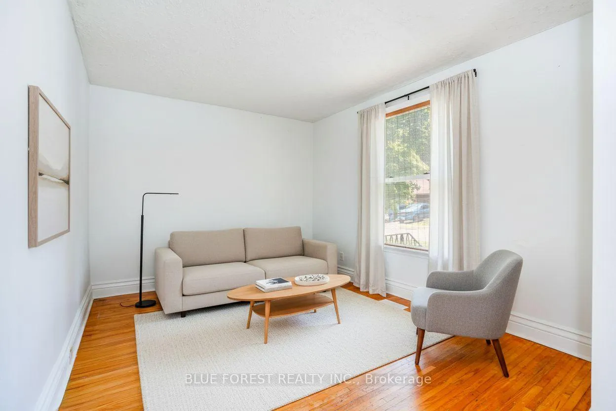 Photo 9 of 236 Bernard Avenue, London, East B — HOMEH