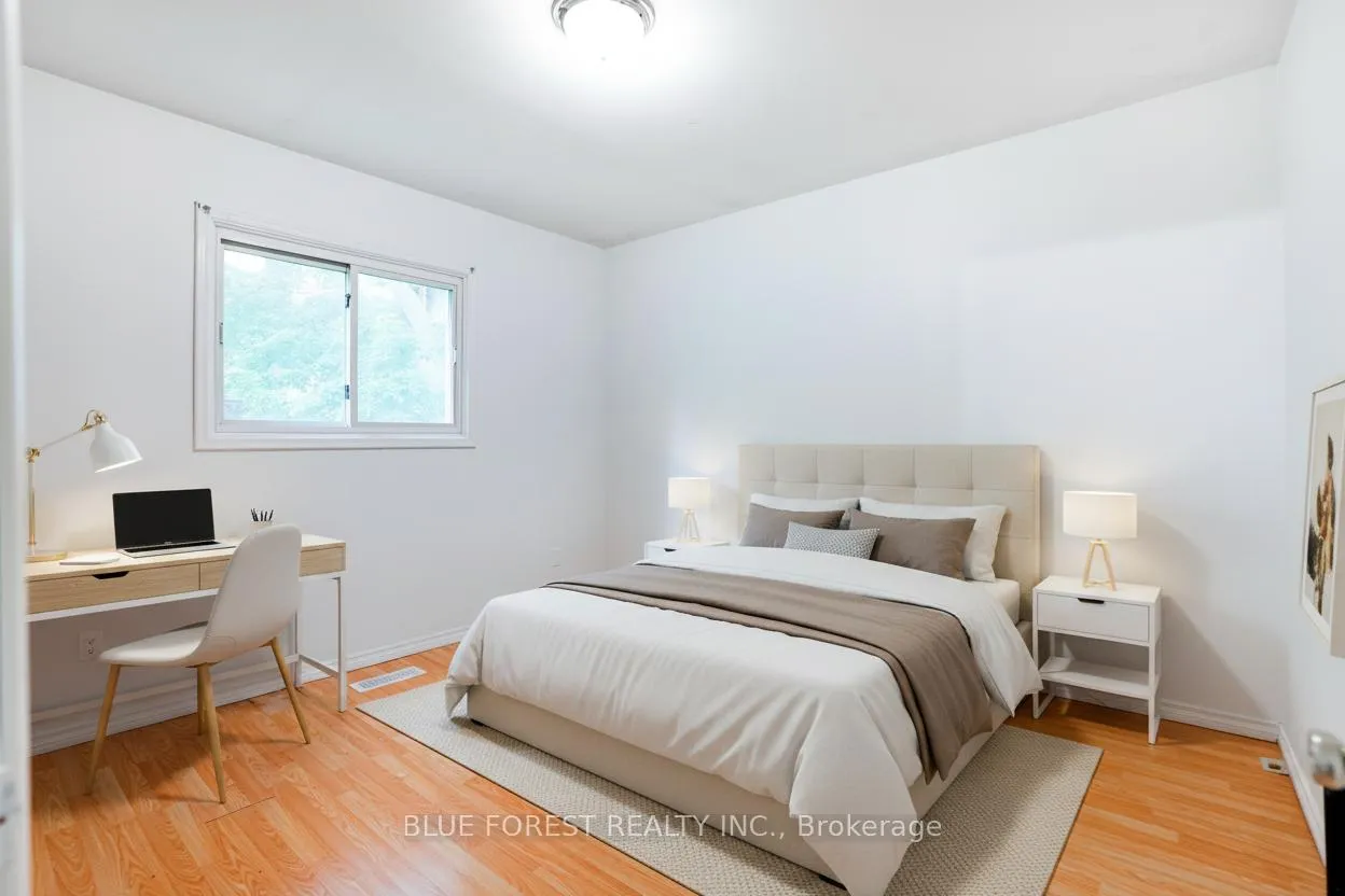 Photo 20 of 236 Bernard Avenue, London, East B — HOMEH
