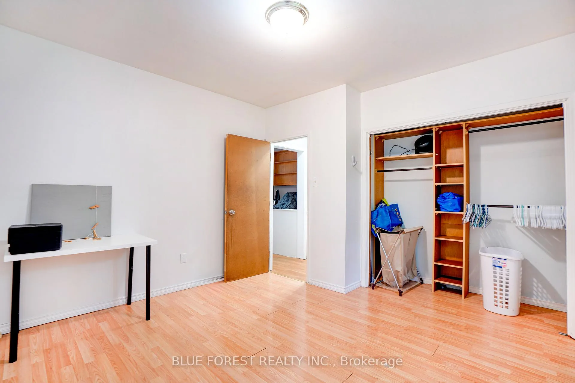 Photo 21 of 236 Bernard Avenue, London, East B — HOMEH