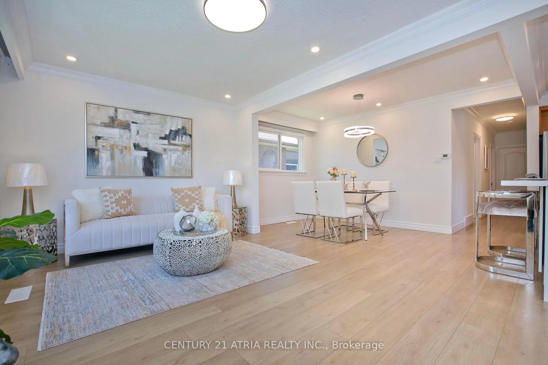 Photo 3 of 53 Bergen Road, Scarborough, Dorset Park — HOMEH