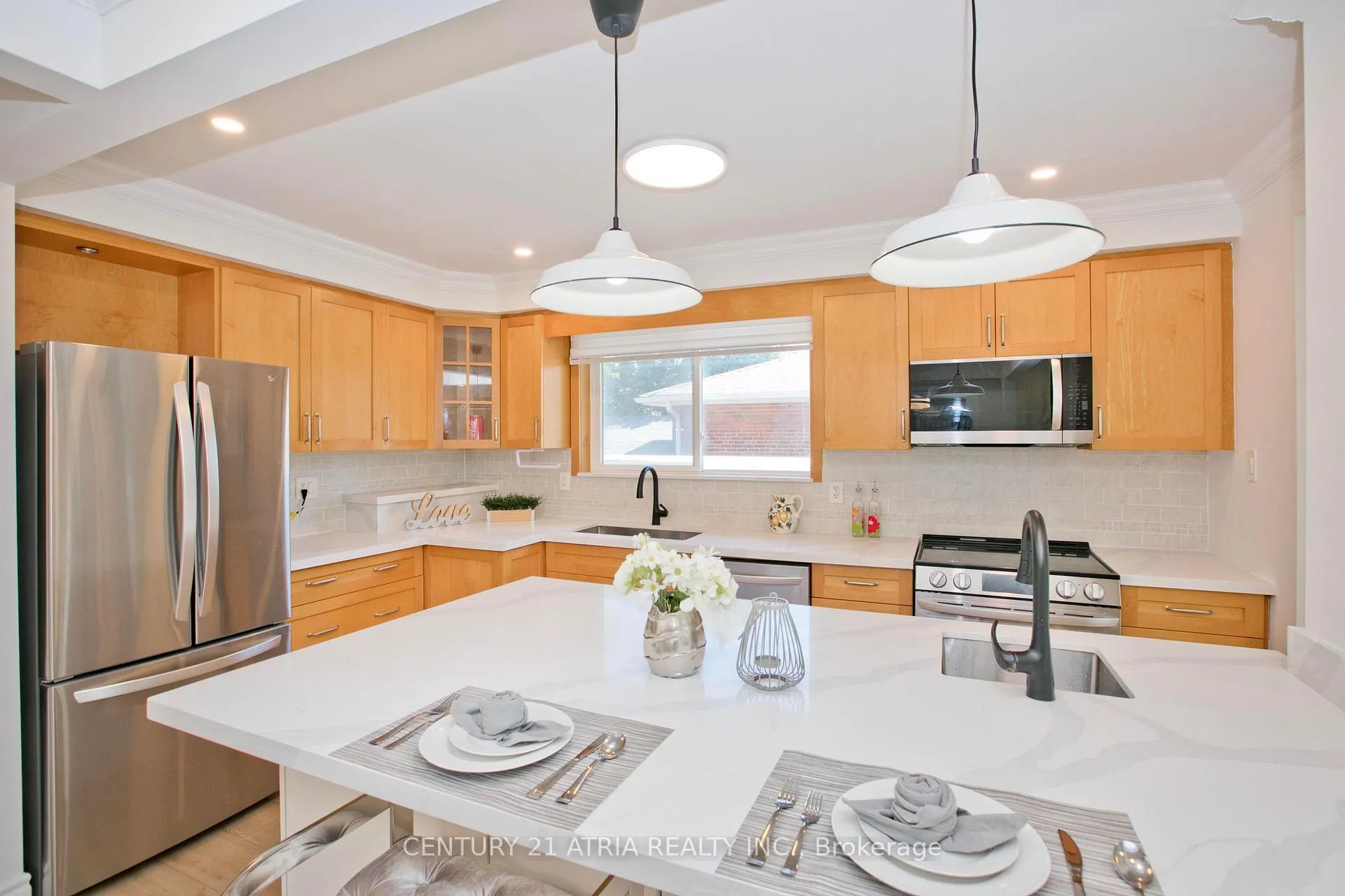Photo 10 of 53 Bergen Road, Scarborough, Dorset Park — HOMEH