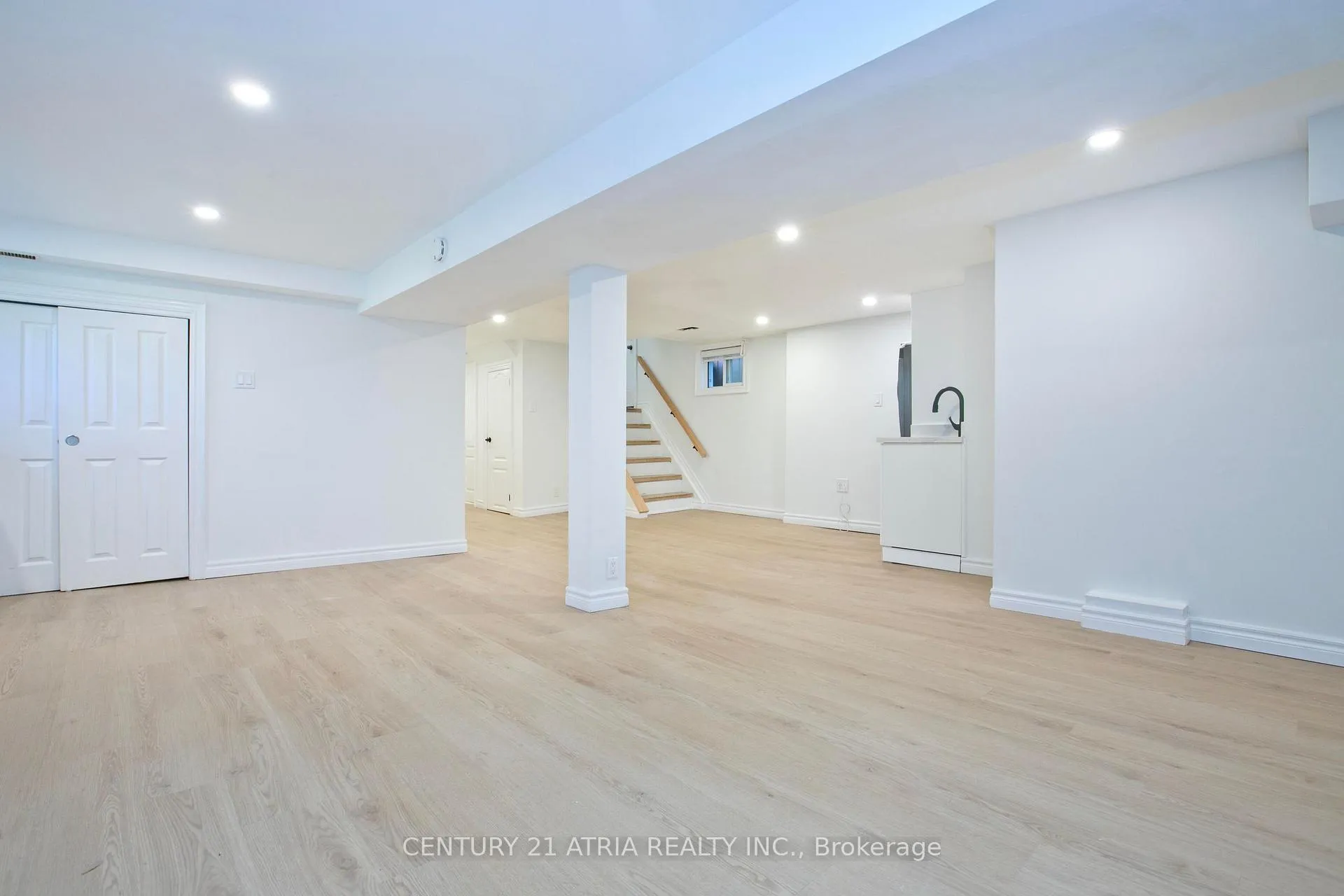 Photo 21 of 53 Bergen Road, Scarborough, Dorset Park — HOMEH
