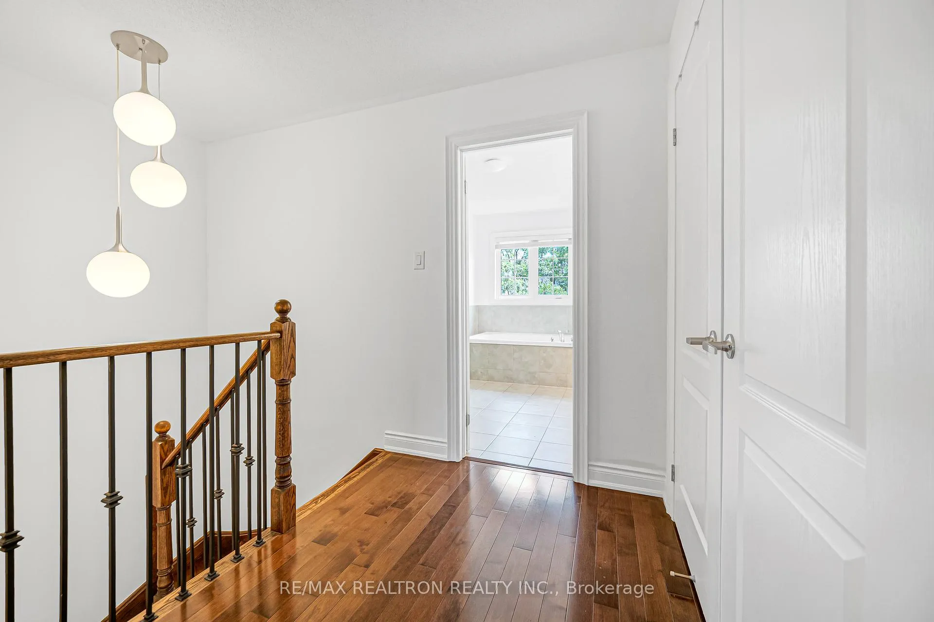 Photo 31 of 3 Hayes Lane, North York, Willowdale East — HOMEH