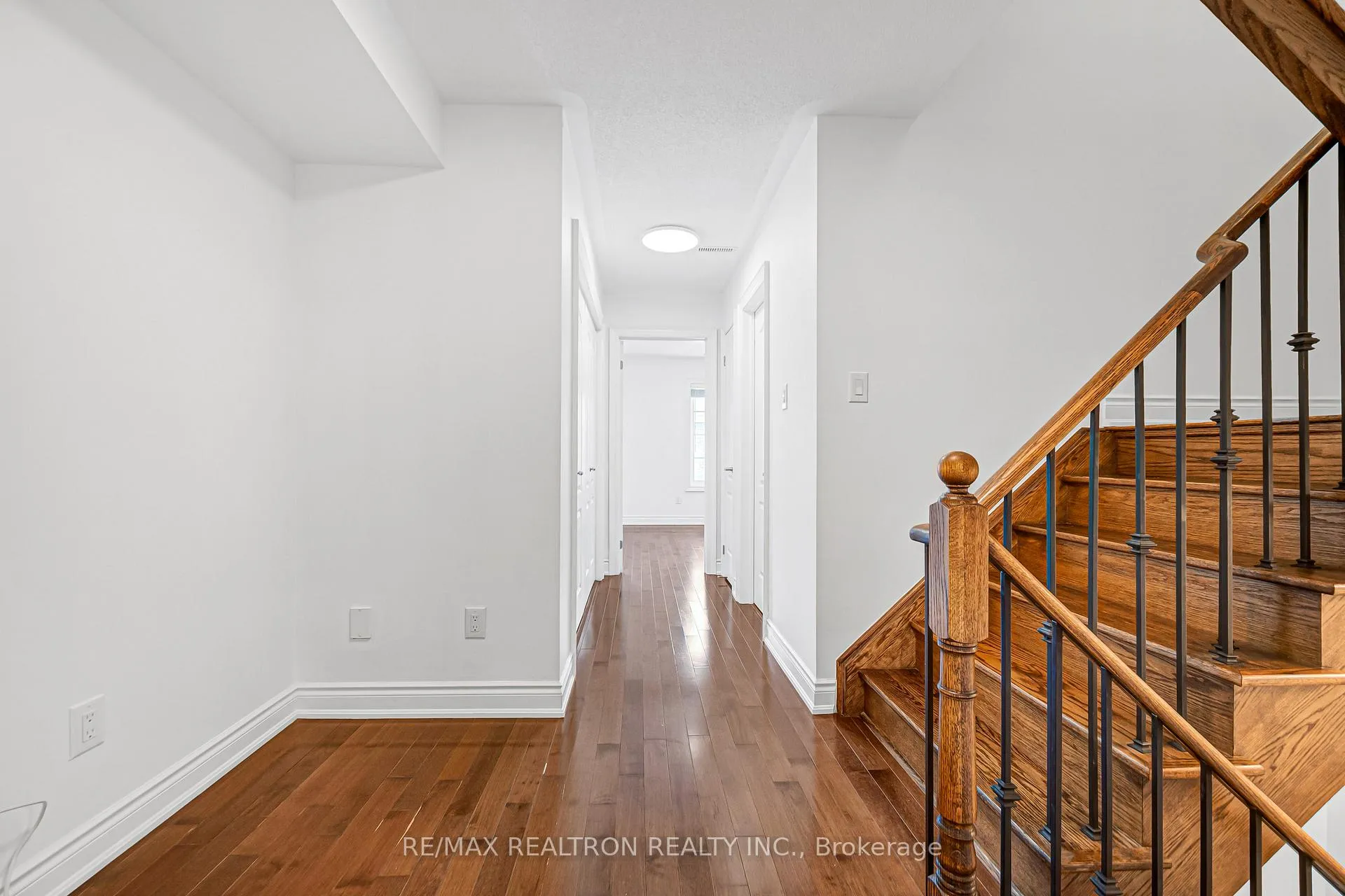 Photo 40 of 3 Hayes Lane, North York, Willowdale East — HOMEH