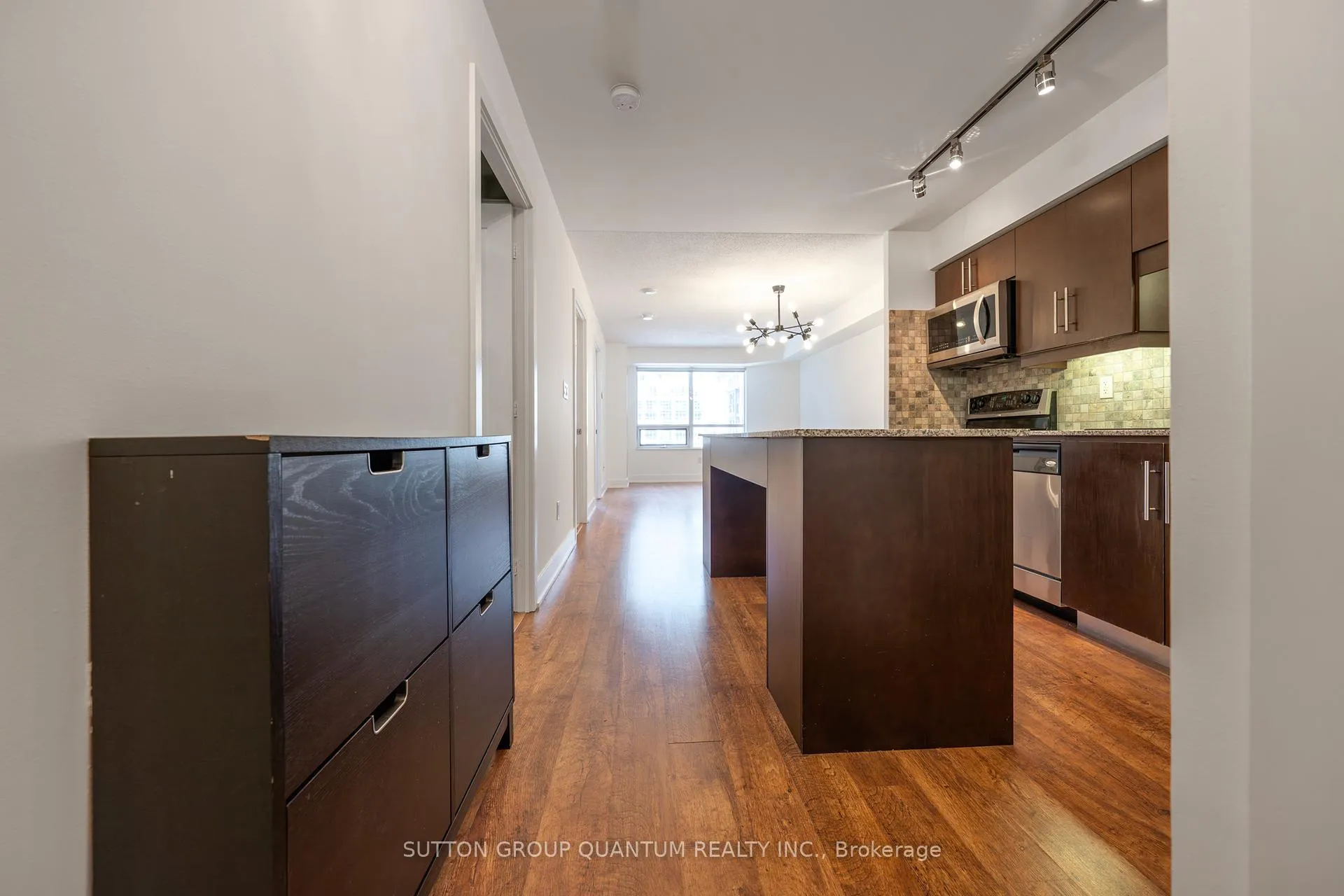 Photo 3 of Unit 1621, 20 Blue Jays Way, Toronto, Waterfront Communities — HOMEH