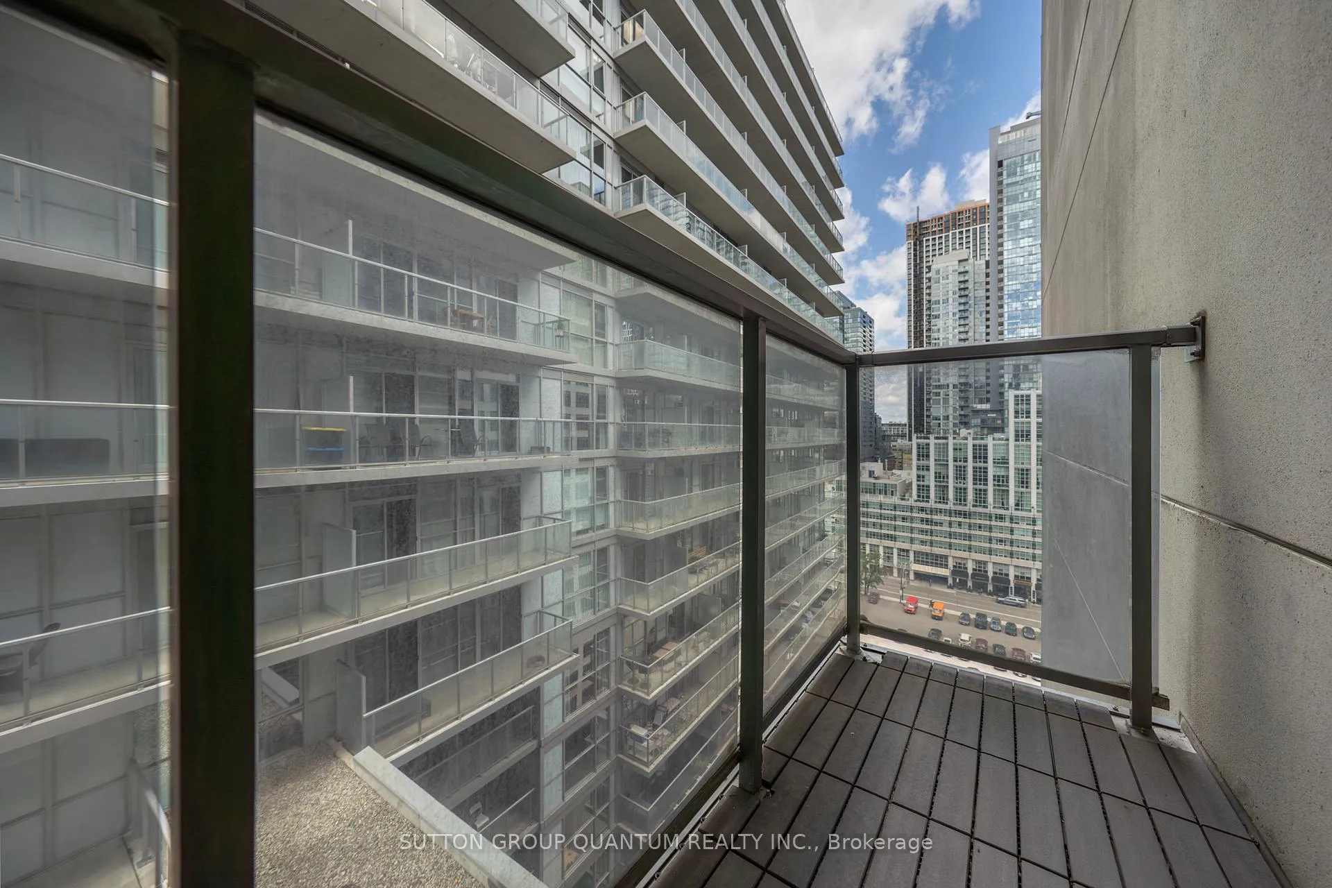 Photo 18 of Unit 1621, 20 Blue Jays Way, Toronto, Waterfront Communities — HOMEH