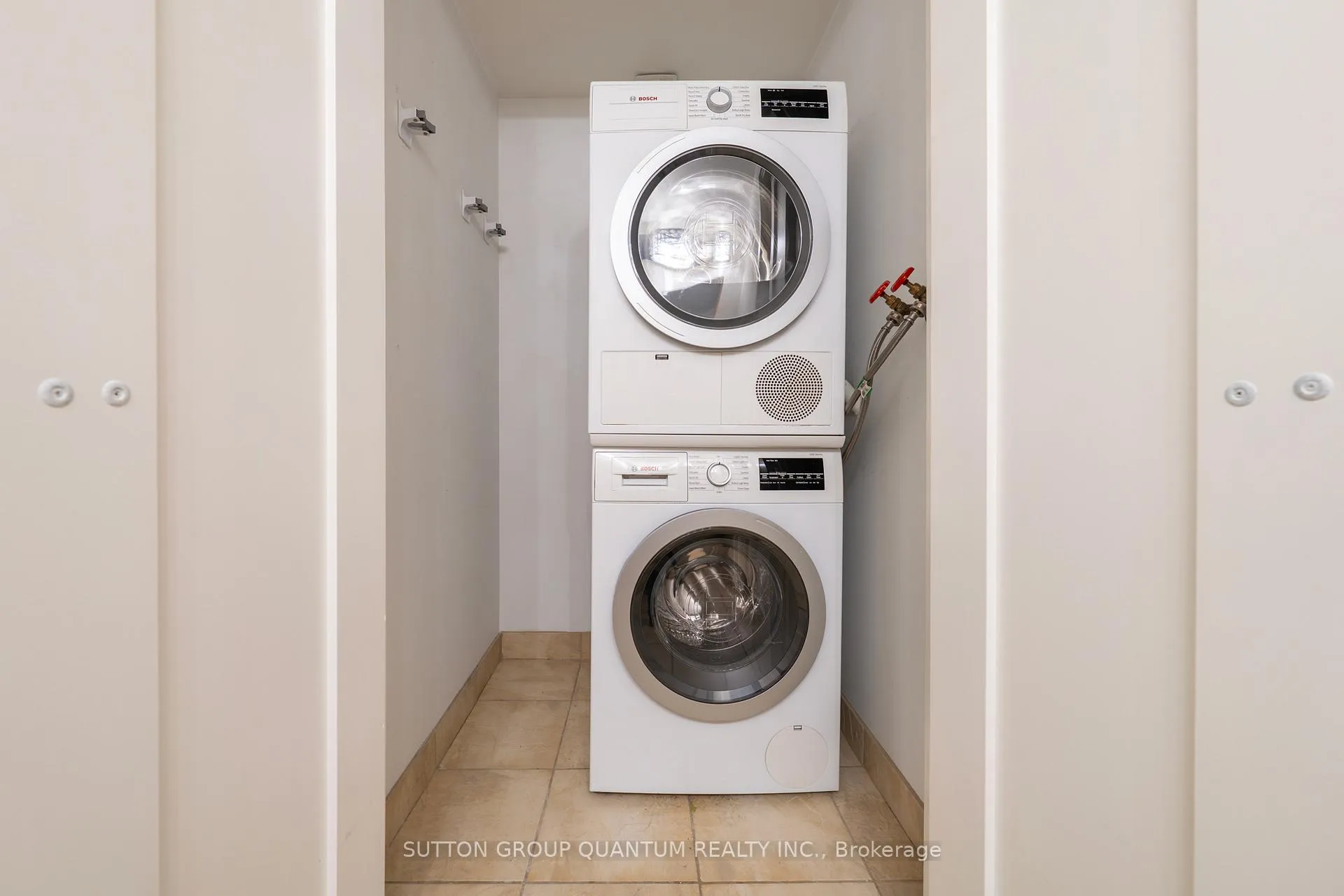 Photo 20 of Unit 1621, 20 Blue Jays Way, Toronto, Waterfront Communities — HOMEH