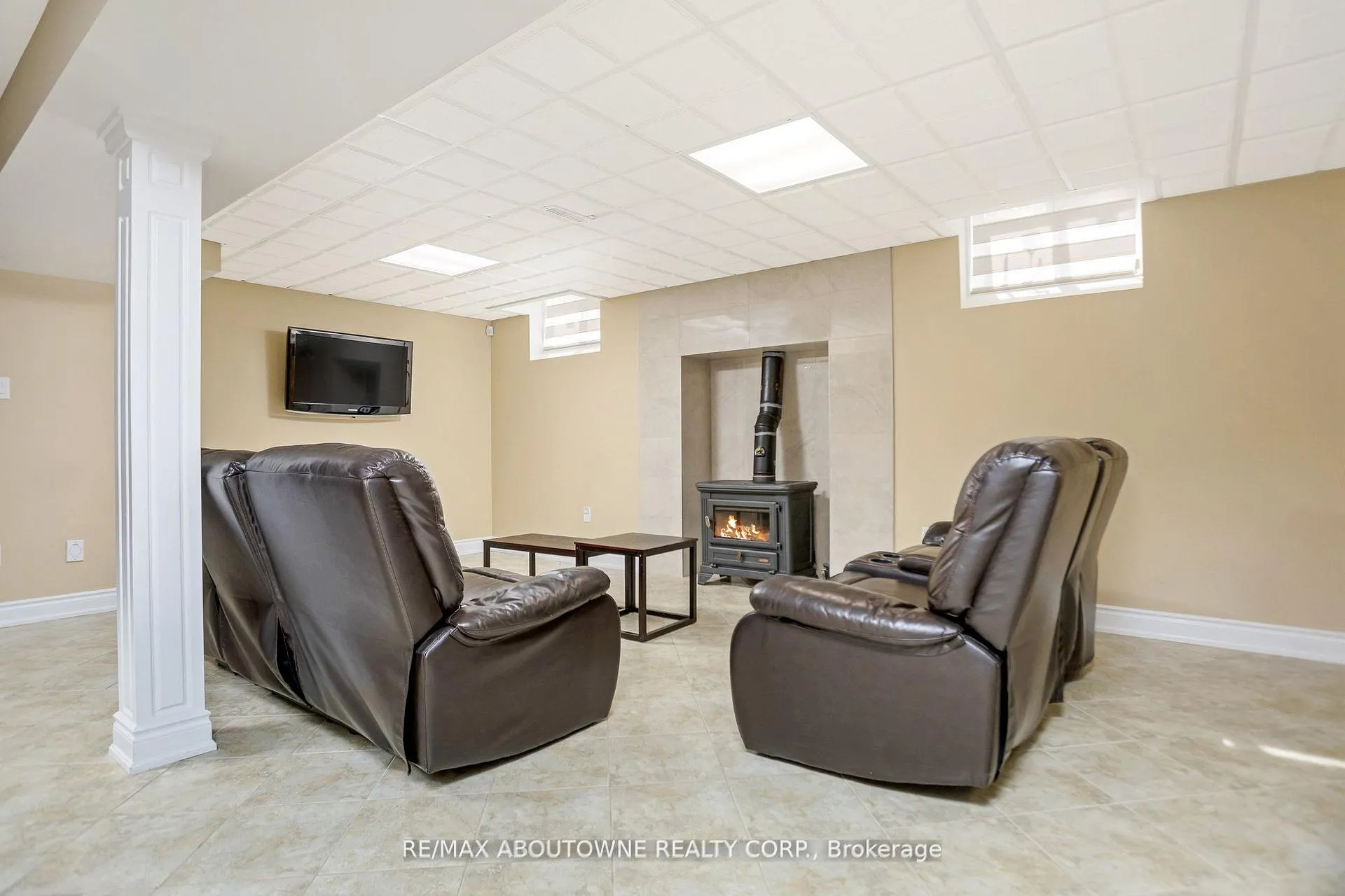 Photo 30 of 2235 Grenville Drive, Oakville, Wedgewood Creek — HOMEH