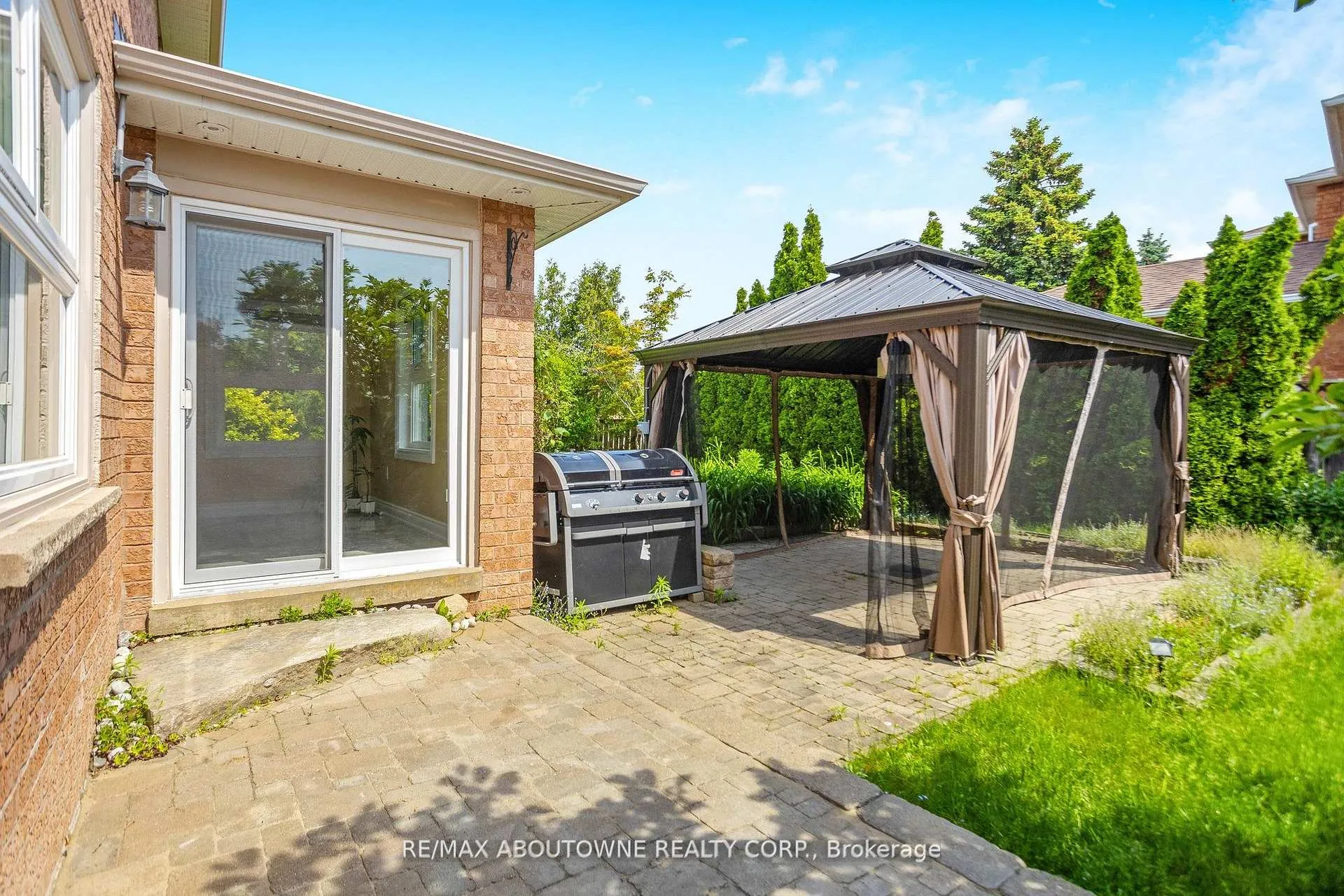 Photo 35 of 2235 Grenville Drive, Oakville, Wedgewood Creek — HOMEH