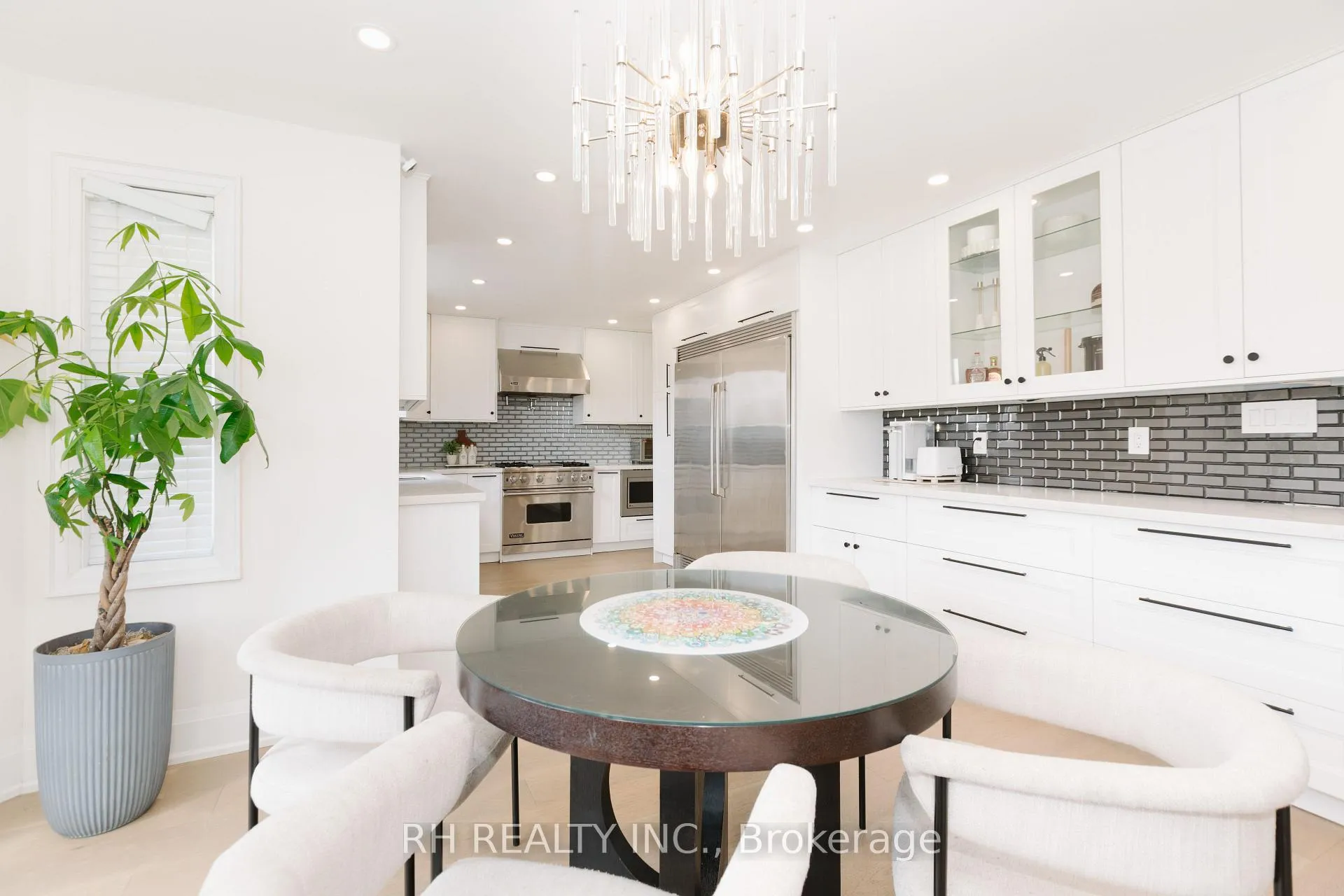 Photo 21 of 85 Butterfield Crescent, Vaughan, Maple — HOMEH
