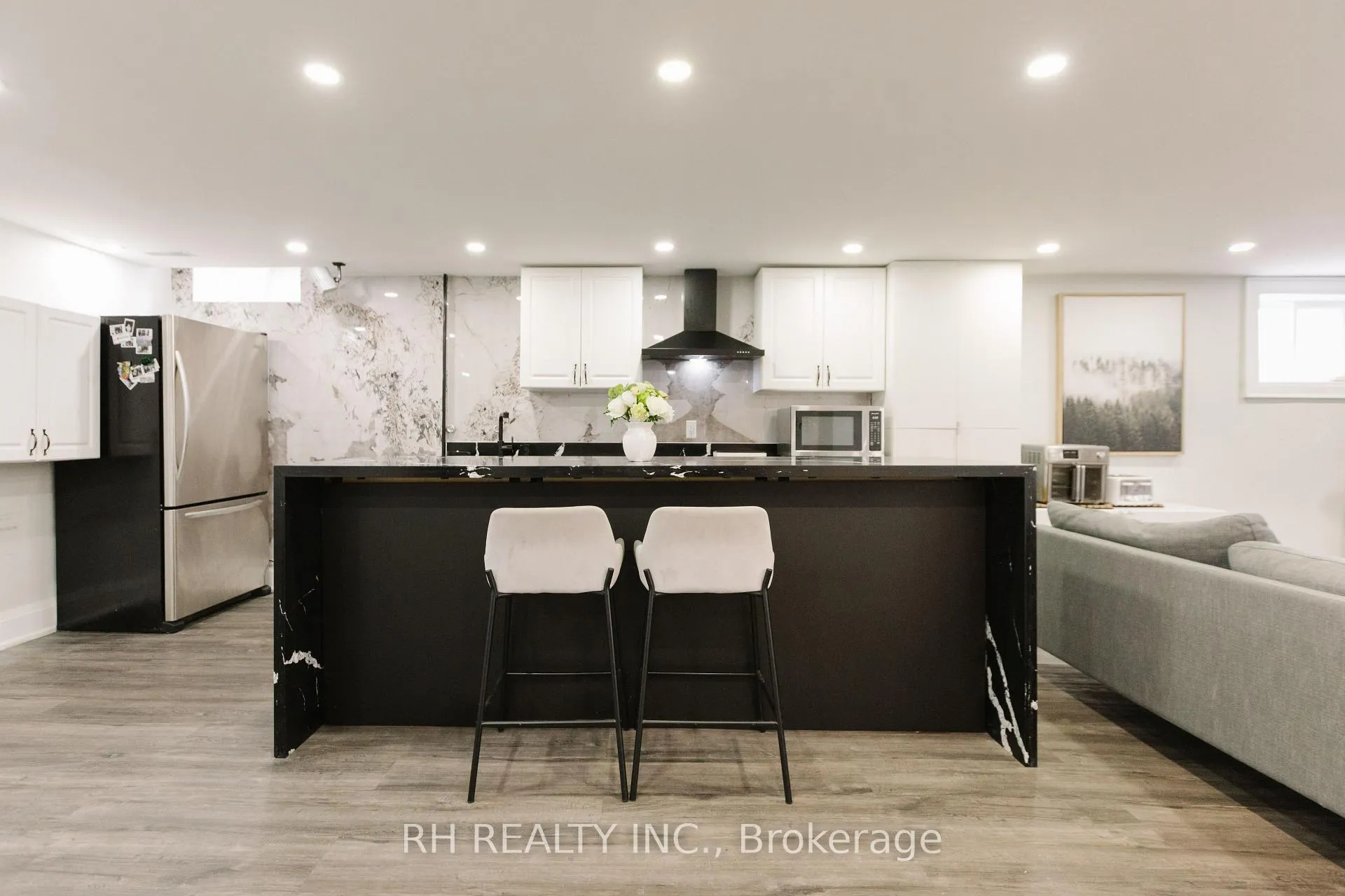 Photo 42 of 85 Butterfield Crescent, Vaughan, Maple — HOMEH