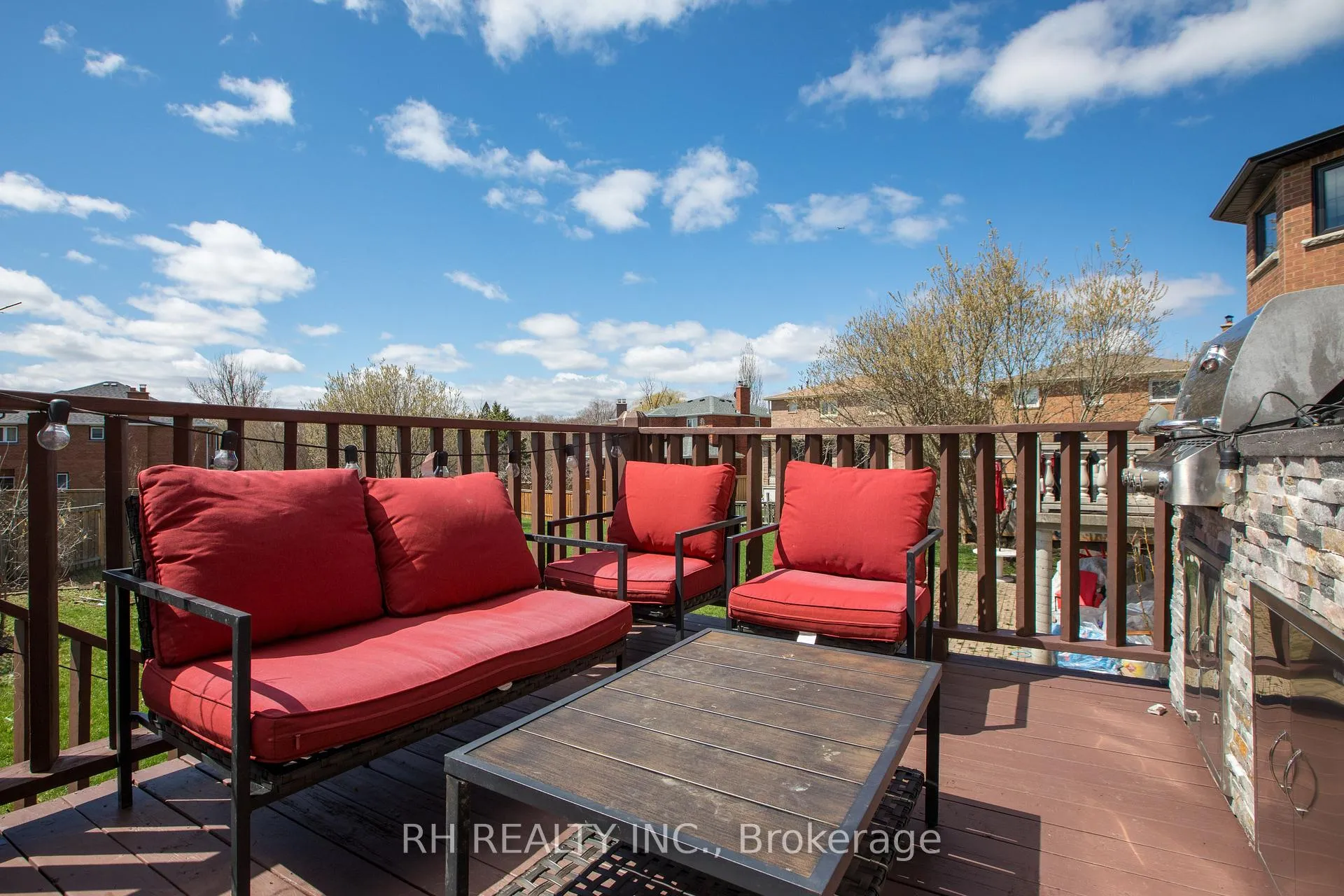 Photo 47 of 85 Butterfield Crescent, Vaughan, Maple — HOMEH