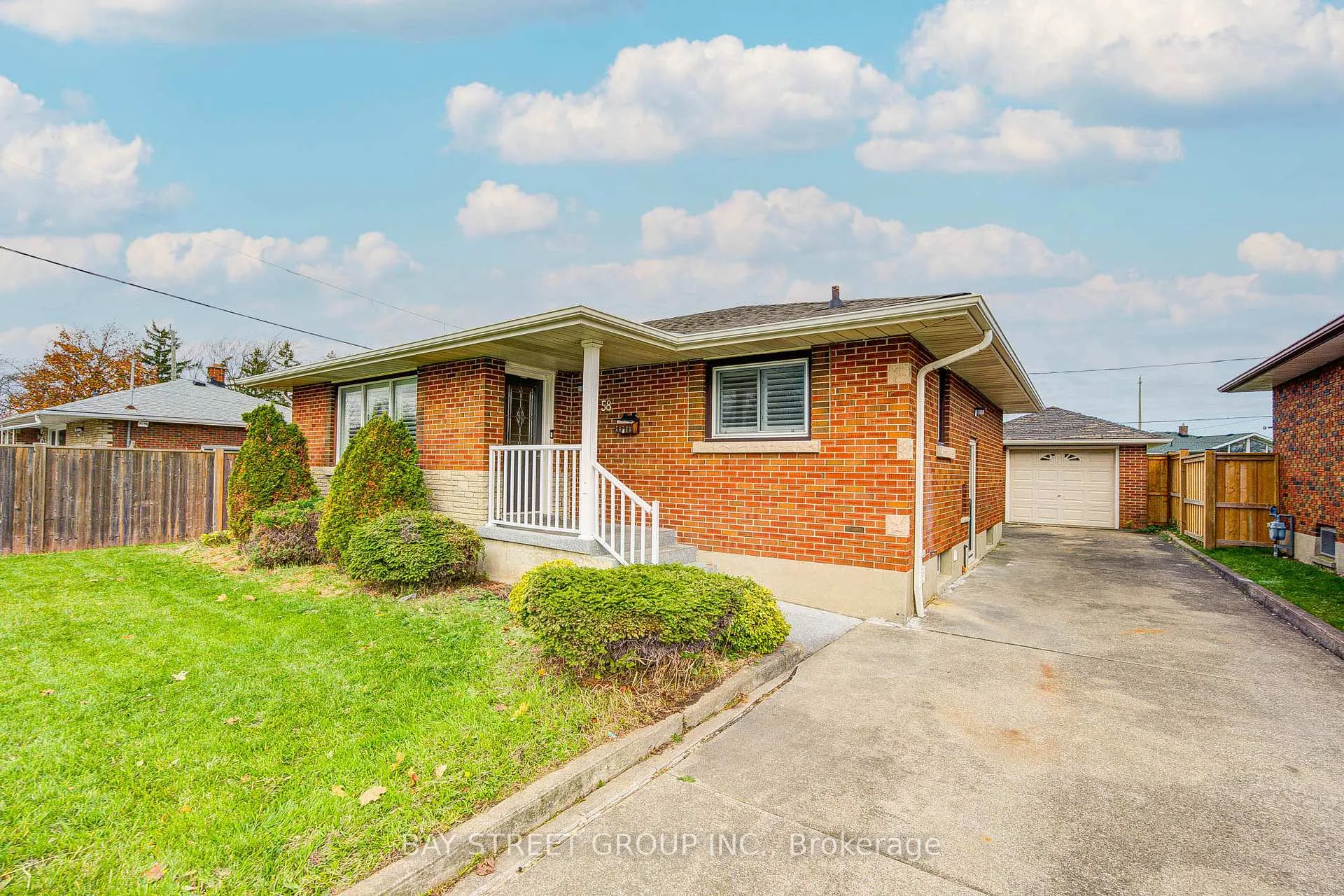 Photo 2 of 58 Broderick Avenue, Thorold, Thorold Downtown — HOMEH