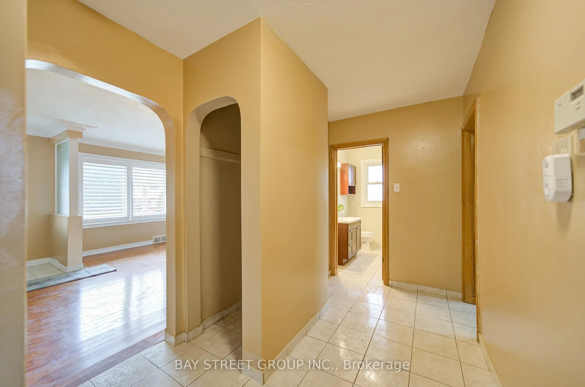Photo 7 of 58 Broderick Avenue, Thorold, Thorold Downtown — HOMEH