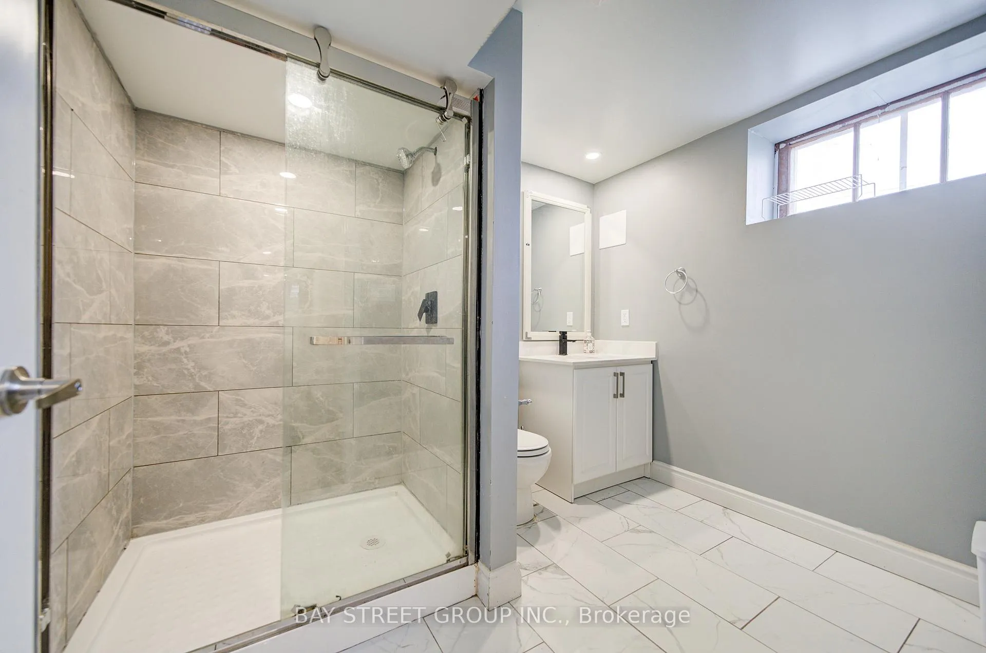 Photo 20 of 58 Broderick Avenue, Thorold, Thorold Downtown — HOMEH