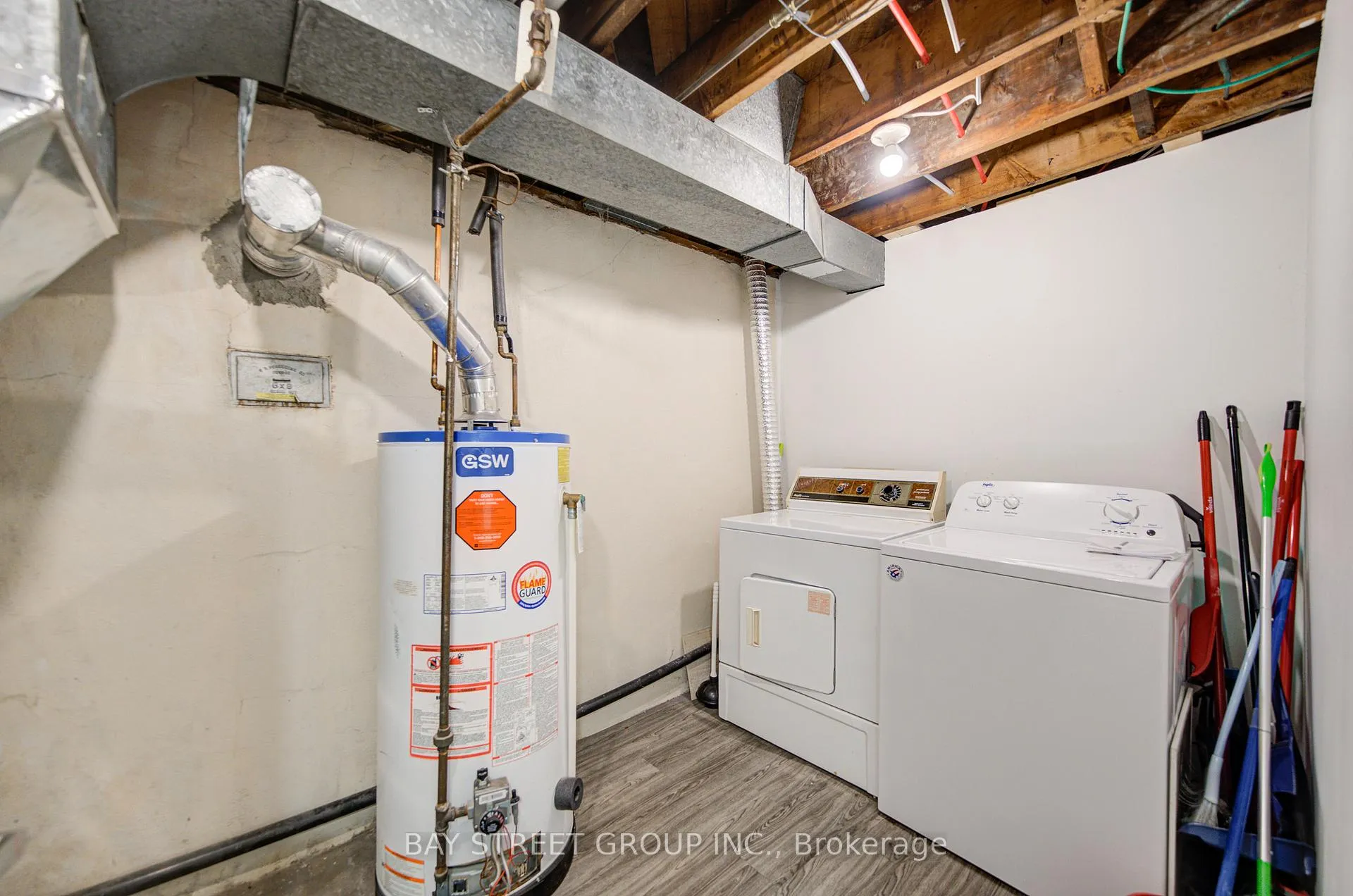 Photo 21 of 58 Broderick Avenue, Thorold, Thorold Downtown — HOMEH