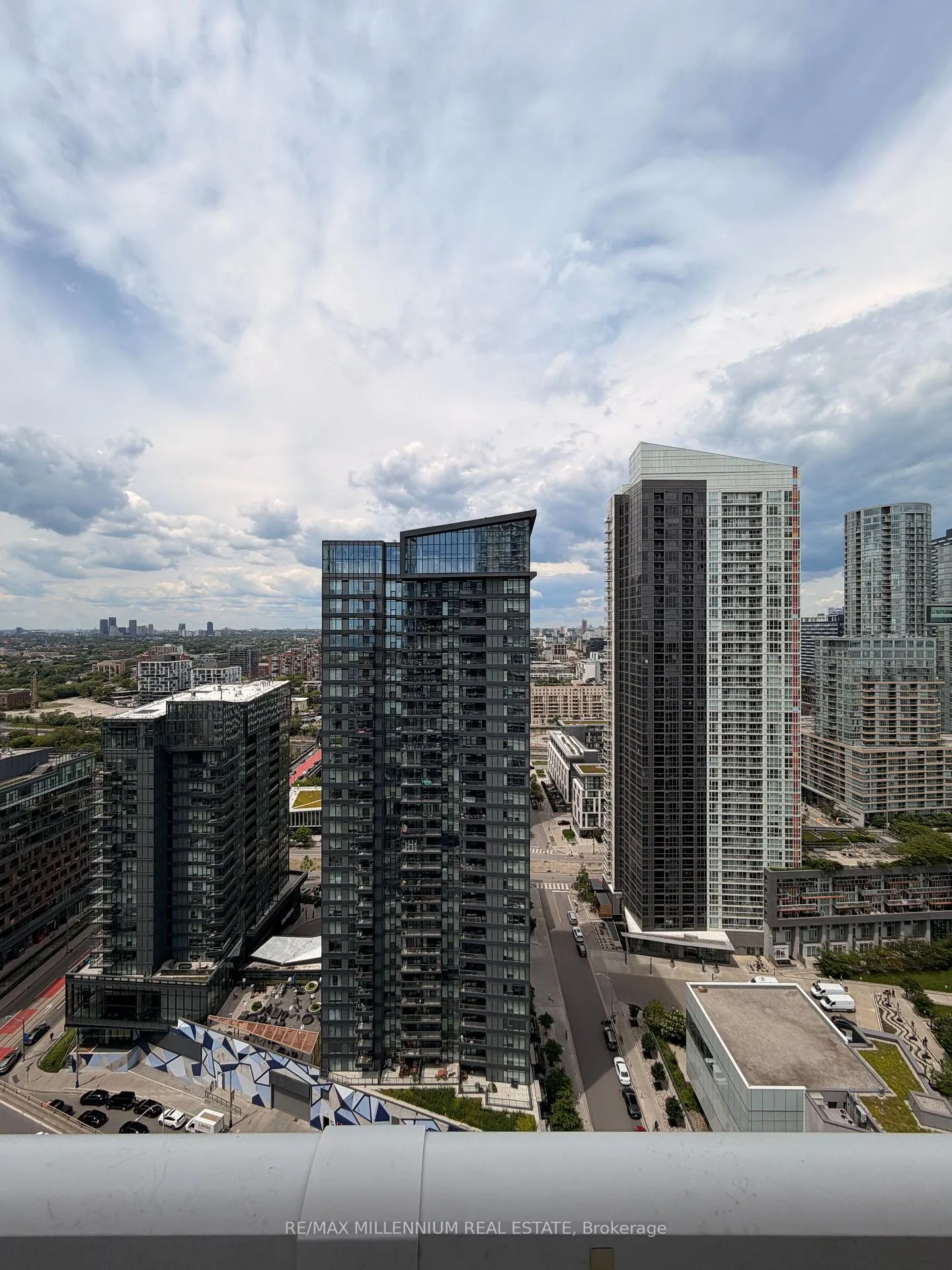 Photo 15 of Unit 3209, 17 Bathurst Street, Toronto, Waterfront Communities — HOMEH