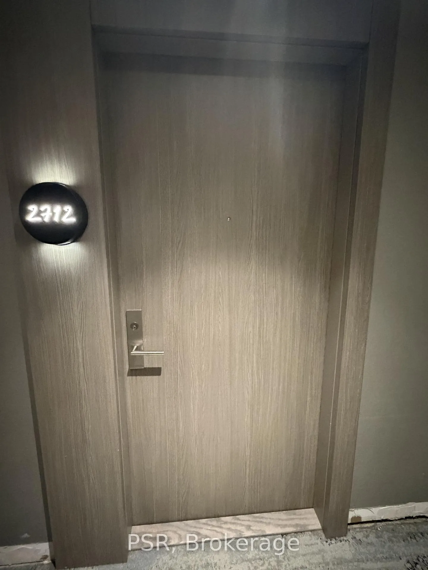 Photo 2 of Unit 2712, 161 Roehampton Avenue, Toronto, Mount Pleasant West — HOMEH