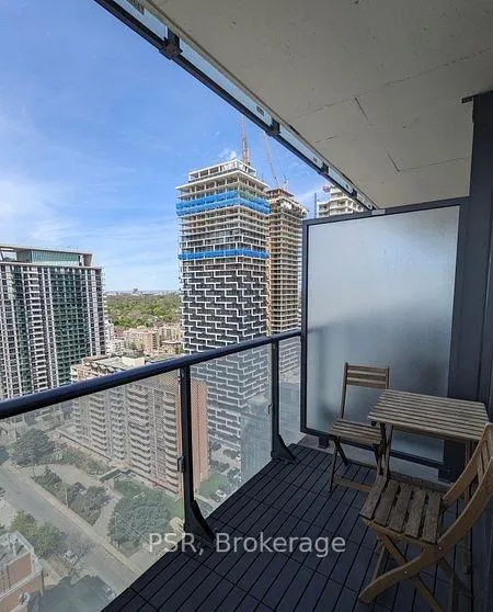 Photo 10 of Unit 2712, 161 Roehampton Avenue, Toronto, Mount Pleasant West — HOMEH