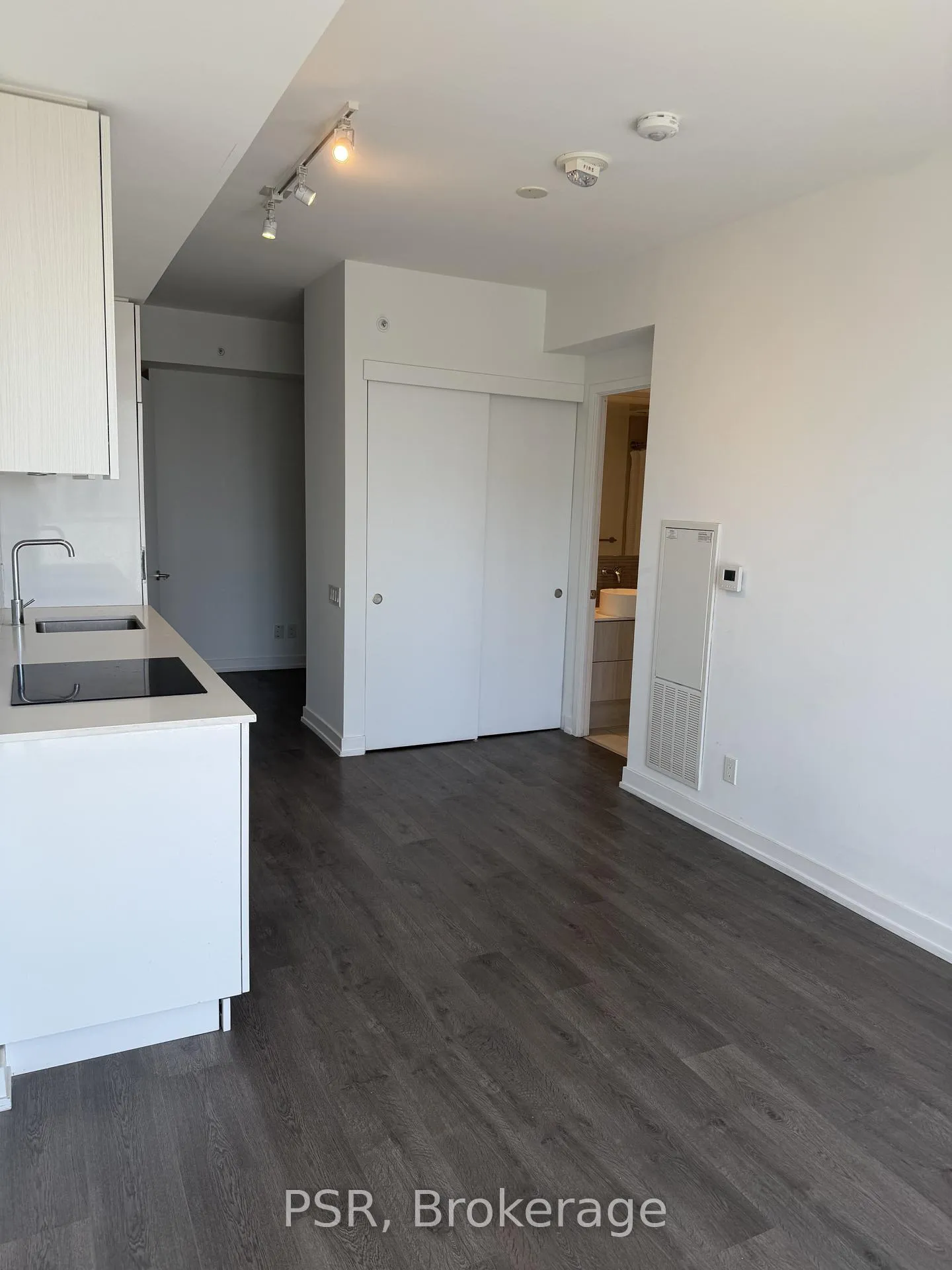 Photo 12 of Unit 2712, 161 Roehampton Avenue, Toronto, Mount Pleasant West — HOMEH