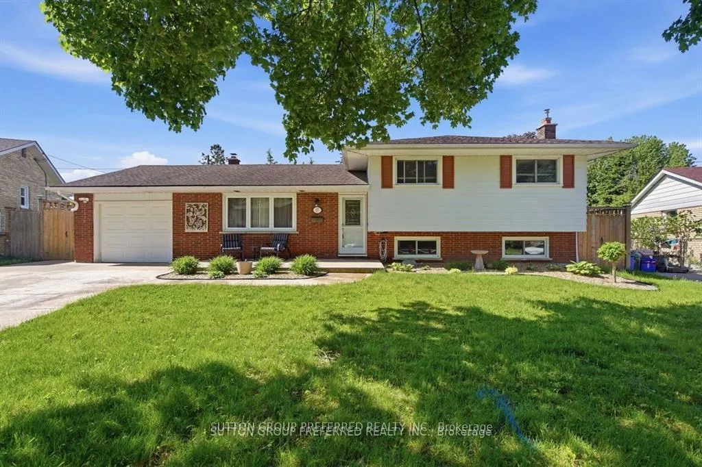 Photo 1 of 27 Stormont Drive, London, South T — HOMEH