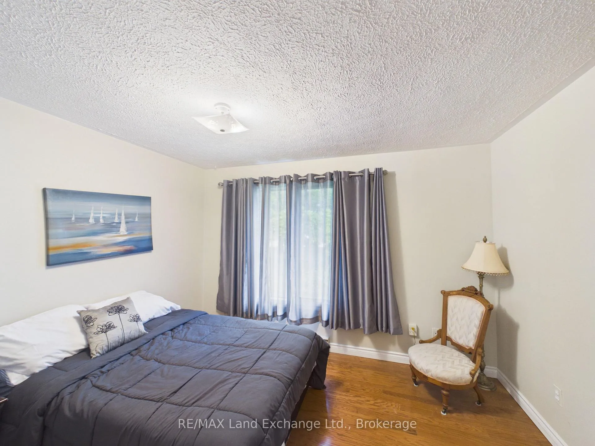 Photo 12 of 28 Penetangore Row S, Huron-Kinloss — HOMEH