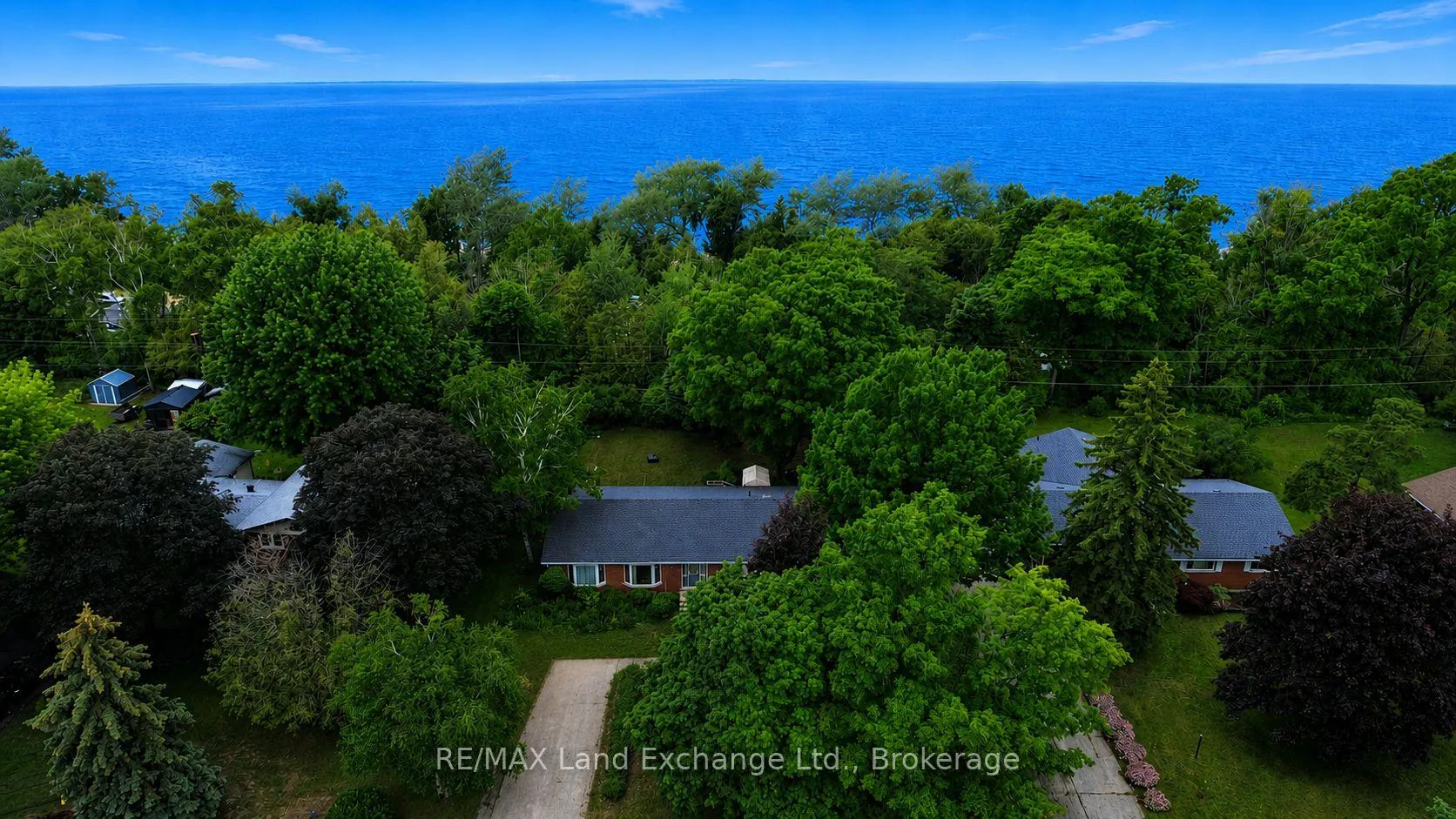 Photo 20 of 28 Penetangore Row S, Huron-Kinloss — HOMEH