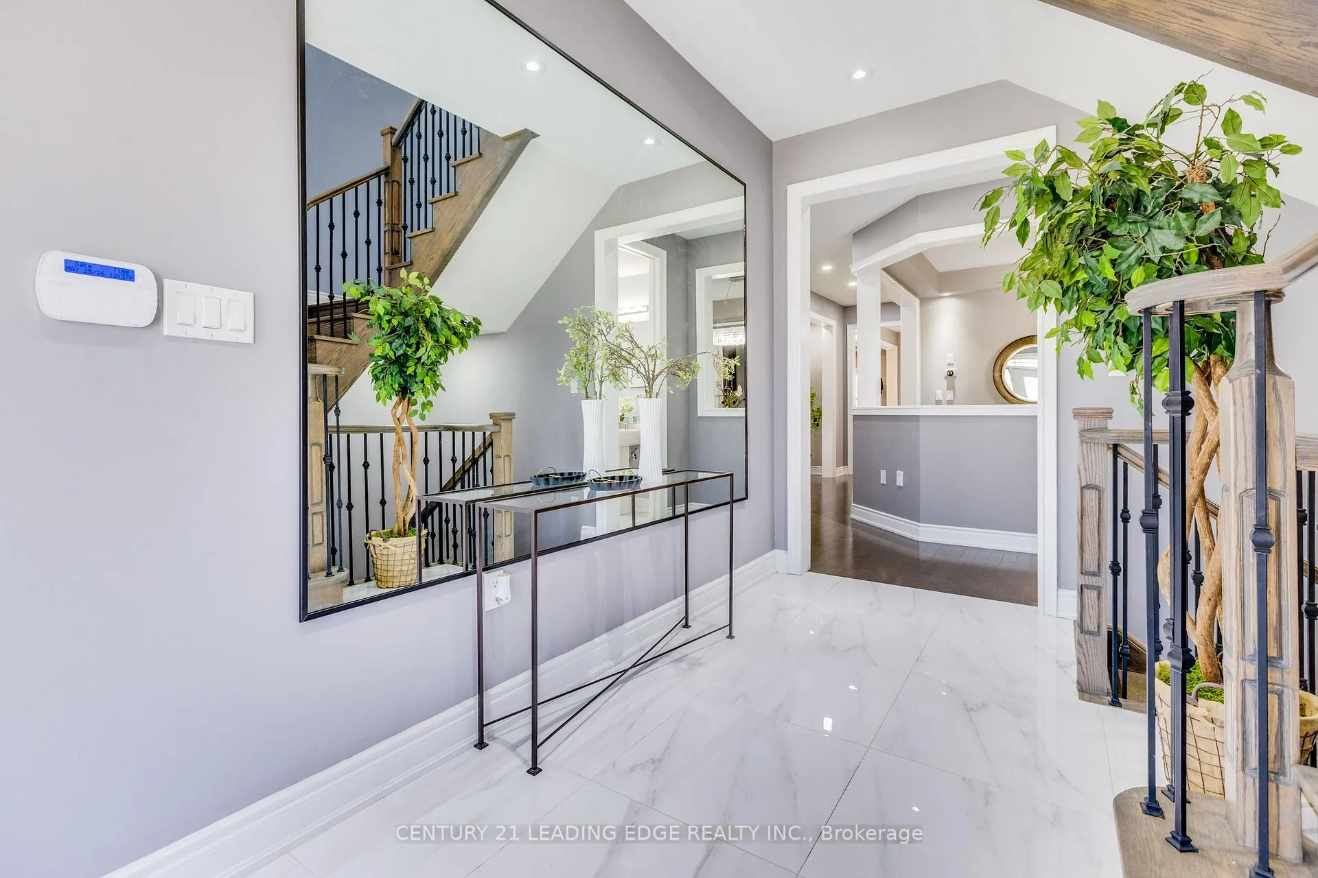 Photo 5 of 228 Fleetwood Drive, Oshawa, Eastdale — HOMEH