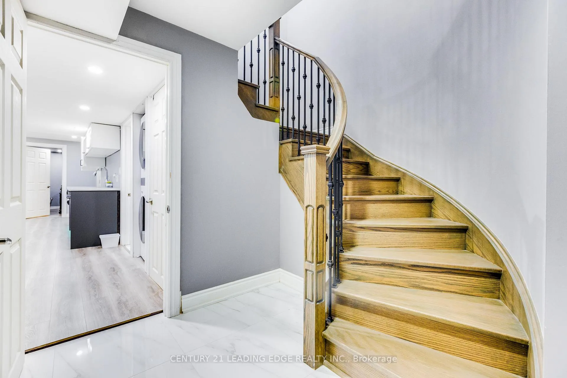 Photo 40 of 228 Fleetwood Drive, Oshawa, Eastdale — HOMEH