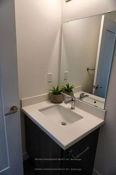 Photo 7 of Unit 308, 408 Dundas Street, Cambridge, Christopher-Champlain — HOMEH