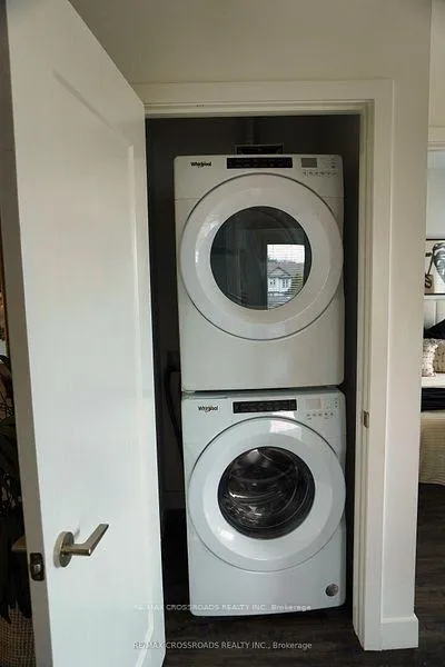Photo 12 of Unit 308, 408 Dundas Street, Cambridge, Christopher-Champlain — HOMEH