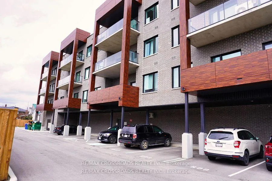 Photo 15 of Unit 308, 408 Dundas Street, Cambridge, Christopher-Champlain — HOMEH