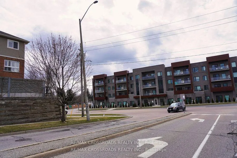 Photo 16 of Unit 308, 408 Dundas Street, Cambridge, Christopher-Champlain — HOMEH