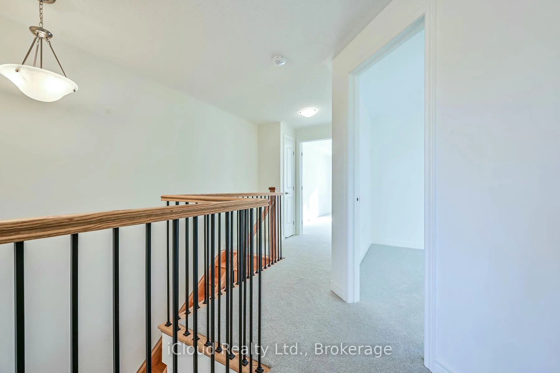 Photo 14 of 111 Picardy Drive, Hamilton, Stoney Creek — HOMEH