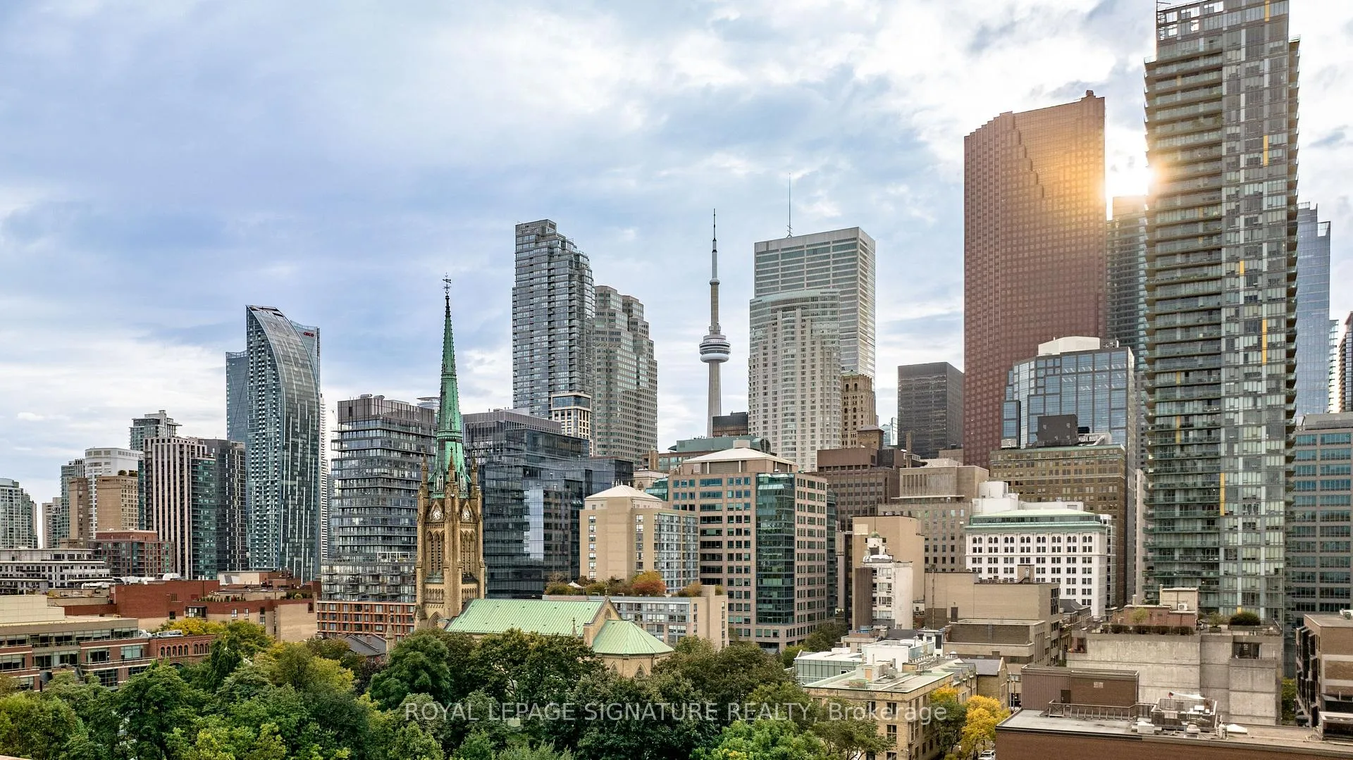 Photo 4 of Unit 902, 112 George Street, Toronto, Moss Park — HOMEH