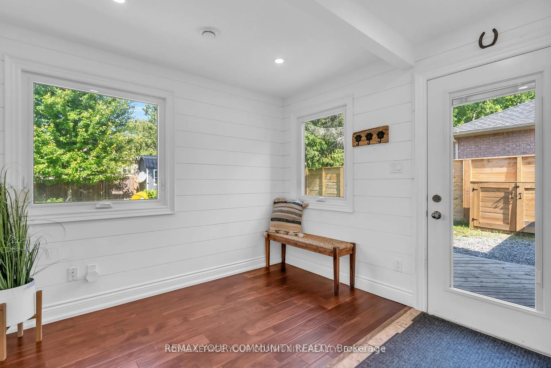 Photo 16 of 21039 Dalton Road, Georgina, Sutton & Jackson's Point — HOMEH
