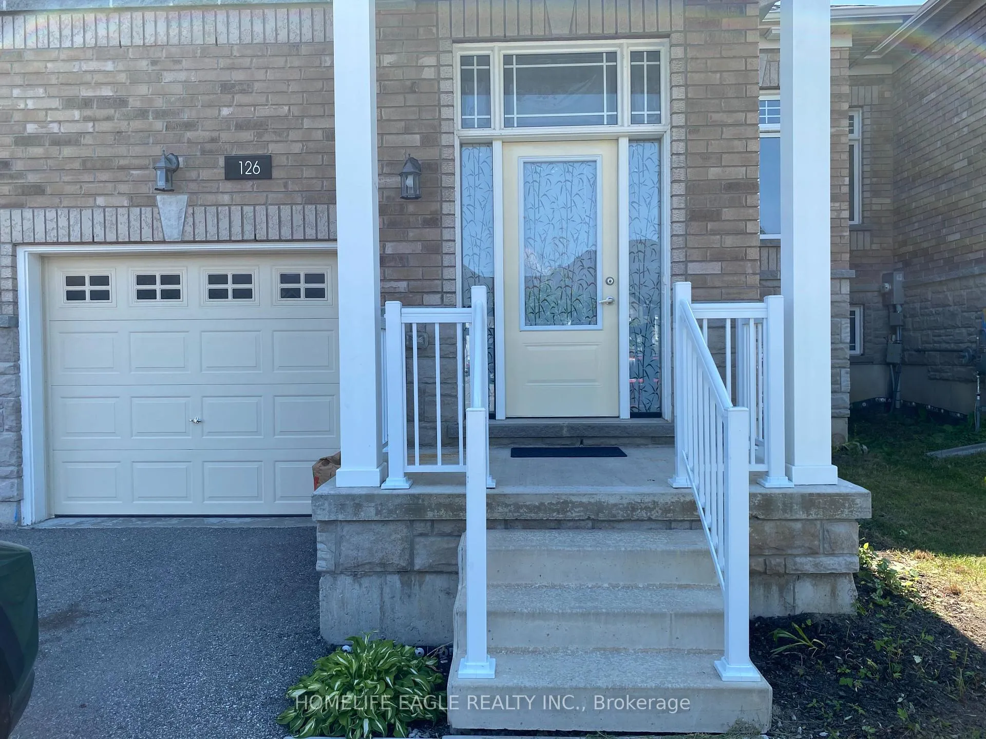 Photo 4 of 126 Isabella Drive, Orillia — HOMEH