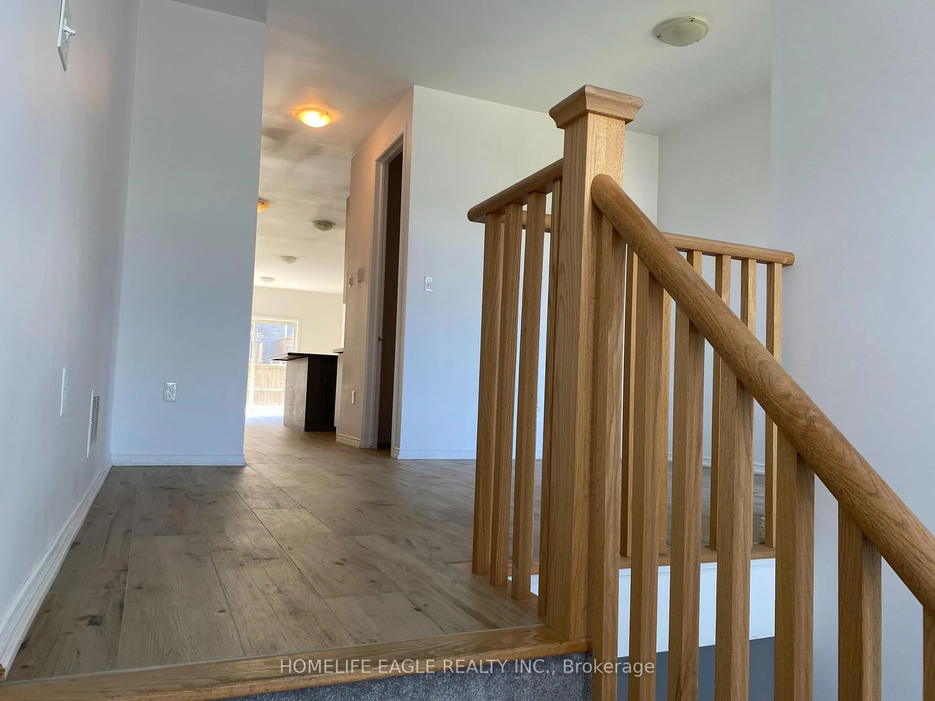 Photo 8 of 126 Isabella Drive, Orillia — HOMEH