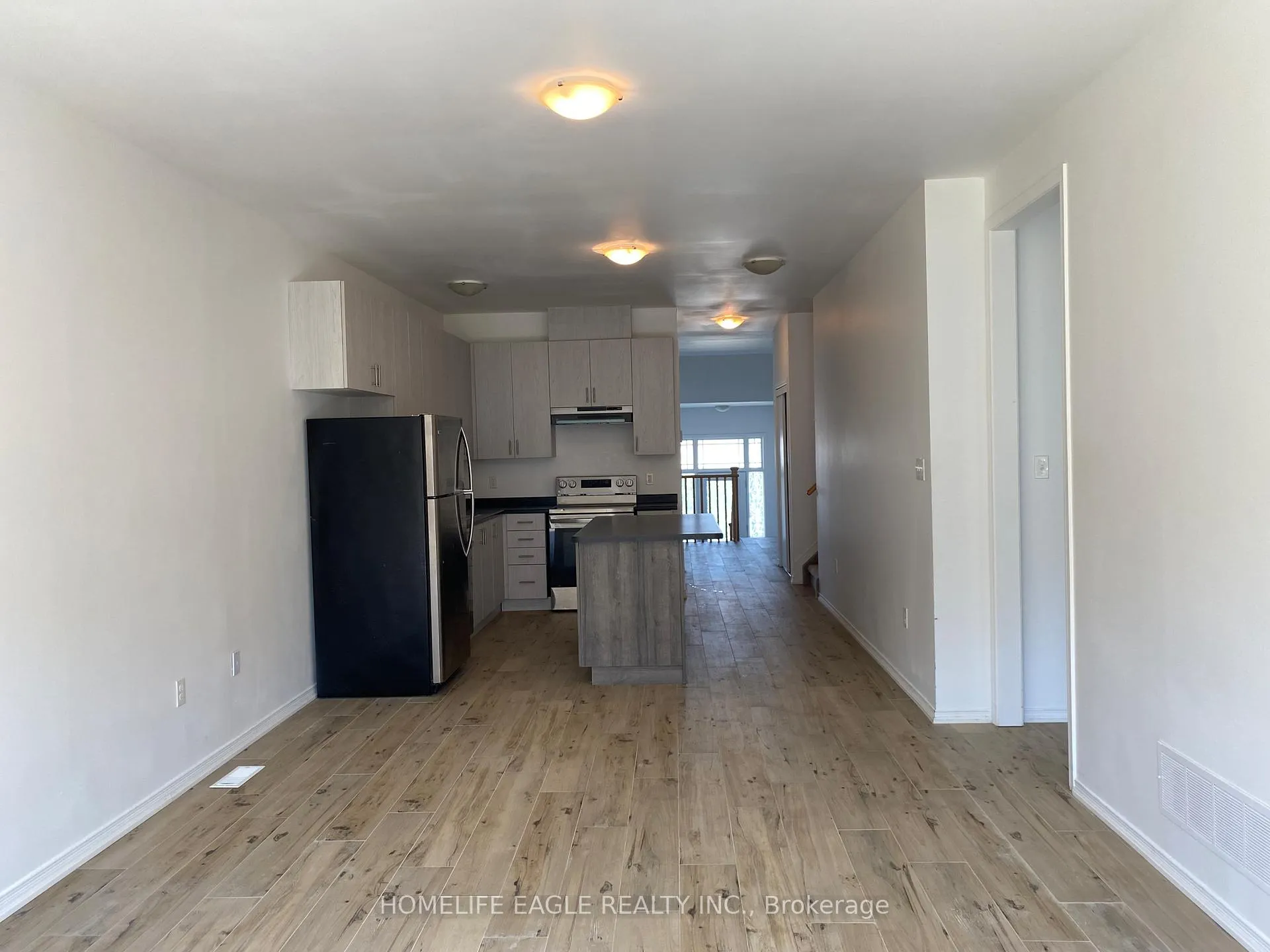 Photo 21 of 126 Isabella Drive, Orillia — HOMEH