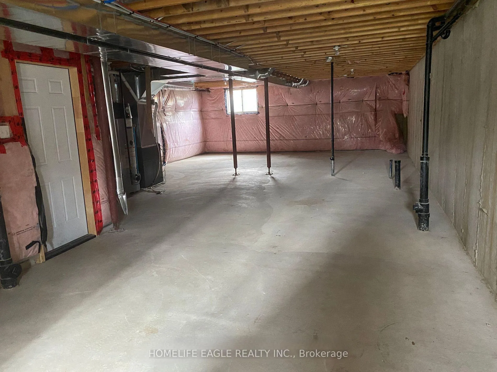 Photo 40 of 126 Isabella Drive, Orillia — HOMEH